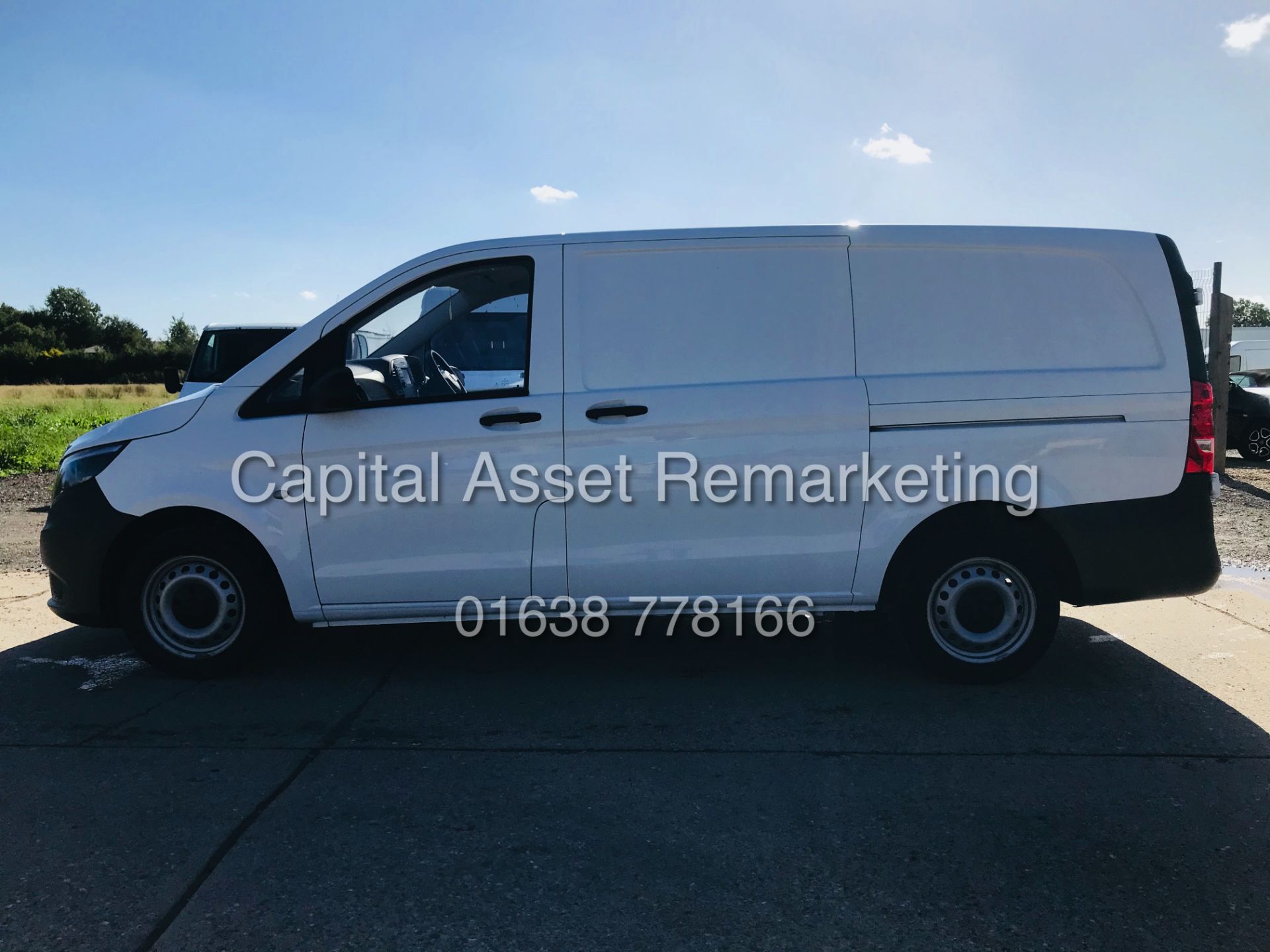 (On Sale) MERCEDES VITO 109CDI (17 REG) 1 OWNER - LOW MILEAGE WITH FSH *EURO 6 / ULEZ COMPLIANT* - Image 8 of 24