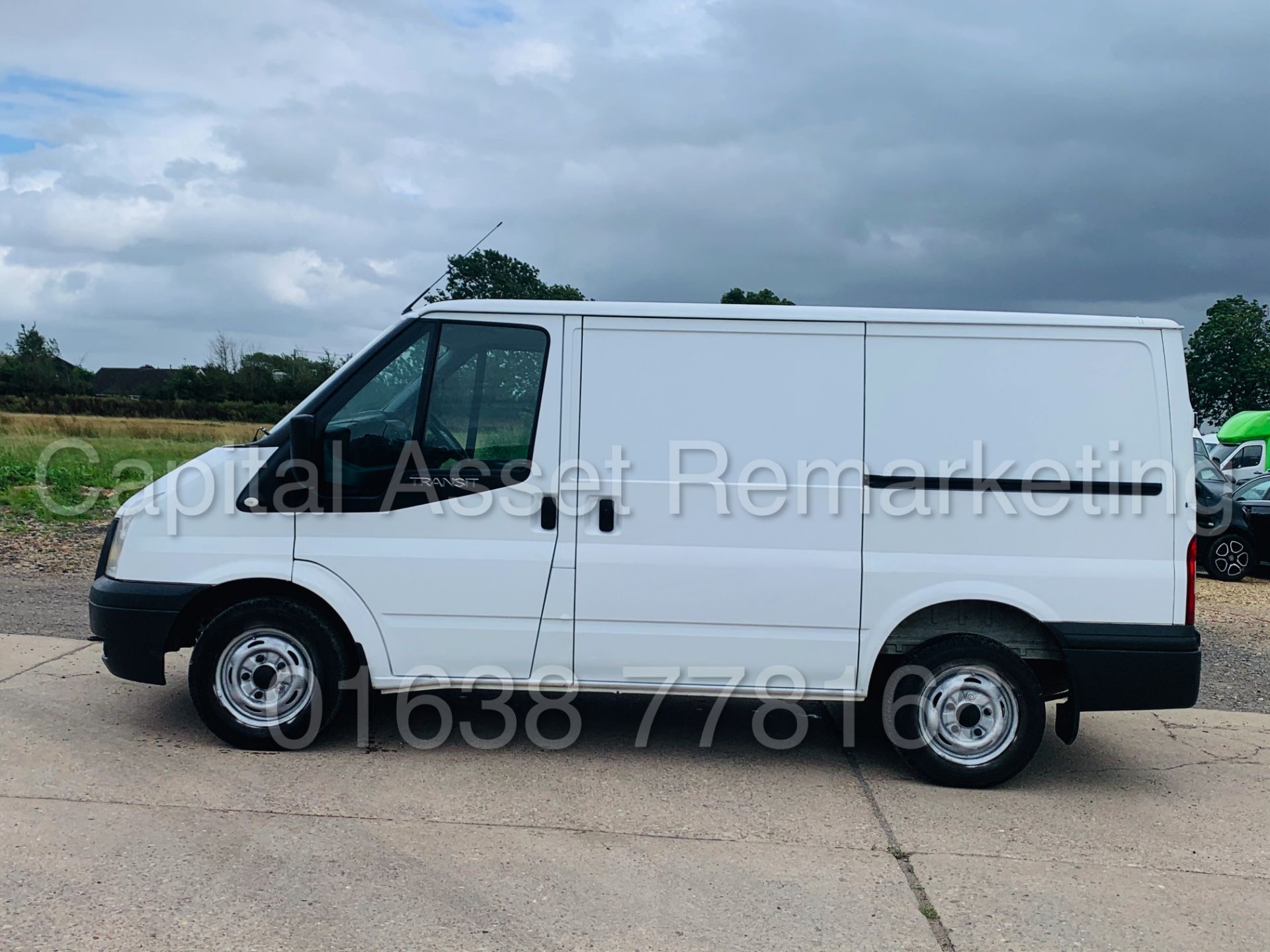 (On Sale) FORD TRANSIT 100 T280 FWD *SWB - PANEL VAN* (62 REG) '2.2 TDCI - 6 SPEED' (NO VAT) - Image 8 of 34