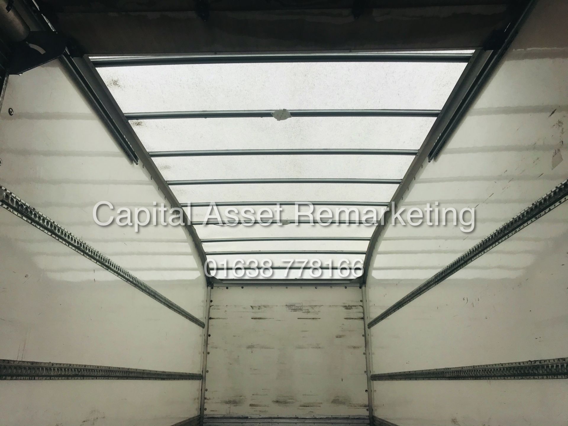 MITSUBISHI FUSO CANTER (2017 MODEL) 22FT BOX WITH REAR AND SIDE ACCESS *AD-BLUE / ULEZ COMPLIANT* - Image 13 of 24