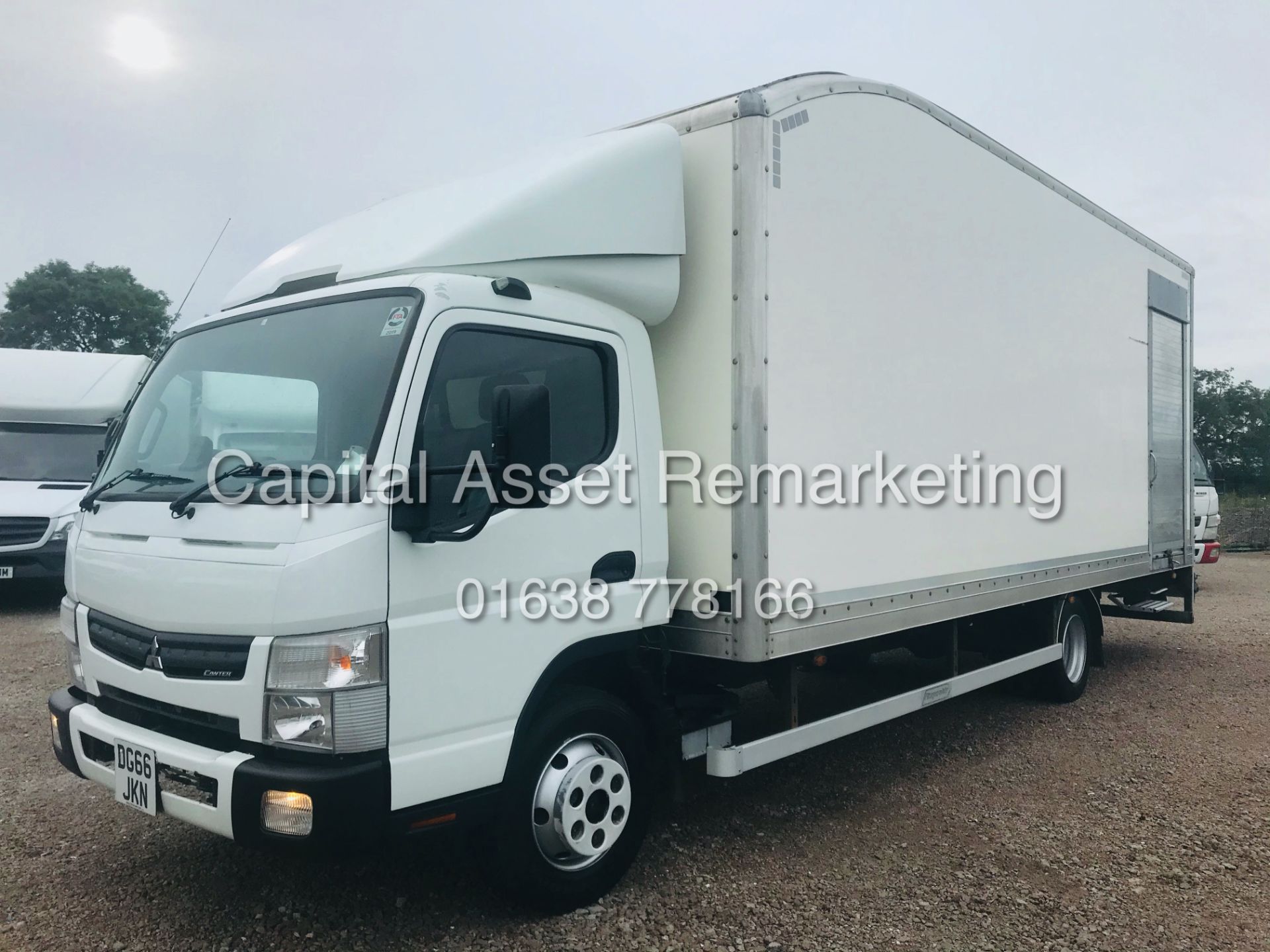 MITSUBISHI FUSO CANTER (2017 MODEL) 22FT BOX WITH REAR AND SIDE ACCESS *AD-BLUE / ULEZ COMPLIANT* - Image 2 of 24