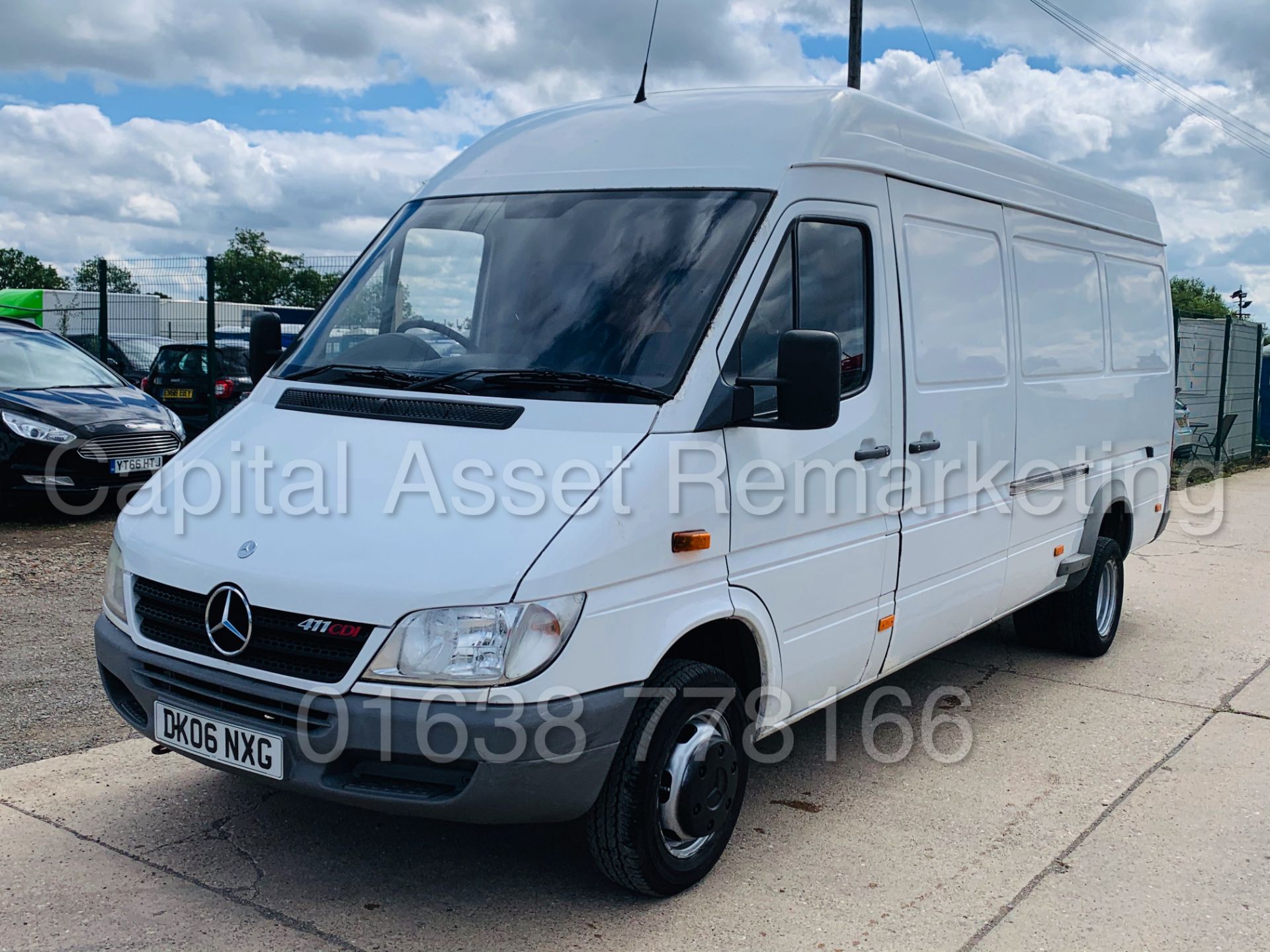 On Sale MERCEDES-BENZ SPRINTER 411 CDI *LWB HI-ROOF* (2006) '110 BHP - 5 SPEED' *TWIN AXLE* (NO VAT) - Image 5 of 25