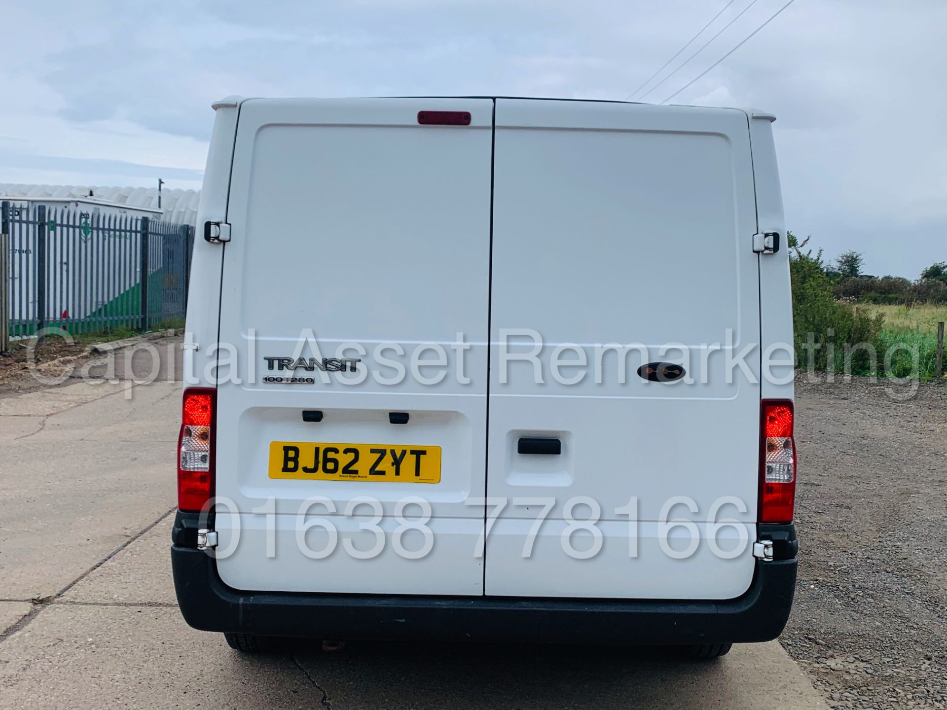 (On Sale) FORD TRANSIT 100 T280 FWD *SWB - PANEL VAN* (62 REG) '2.2 TDCI - 6 SPEED' (NO VAT) - Image 11 of 34