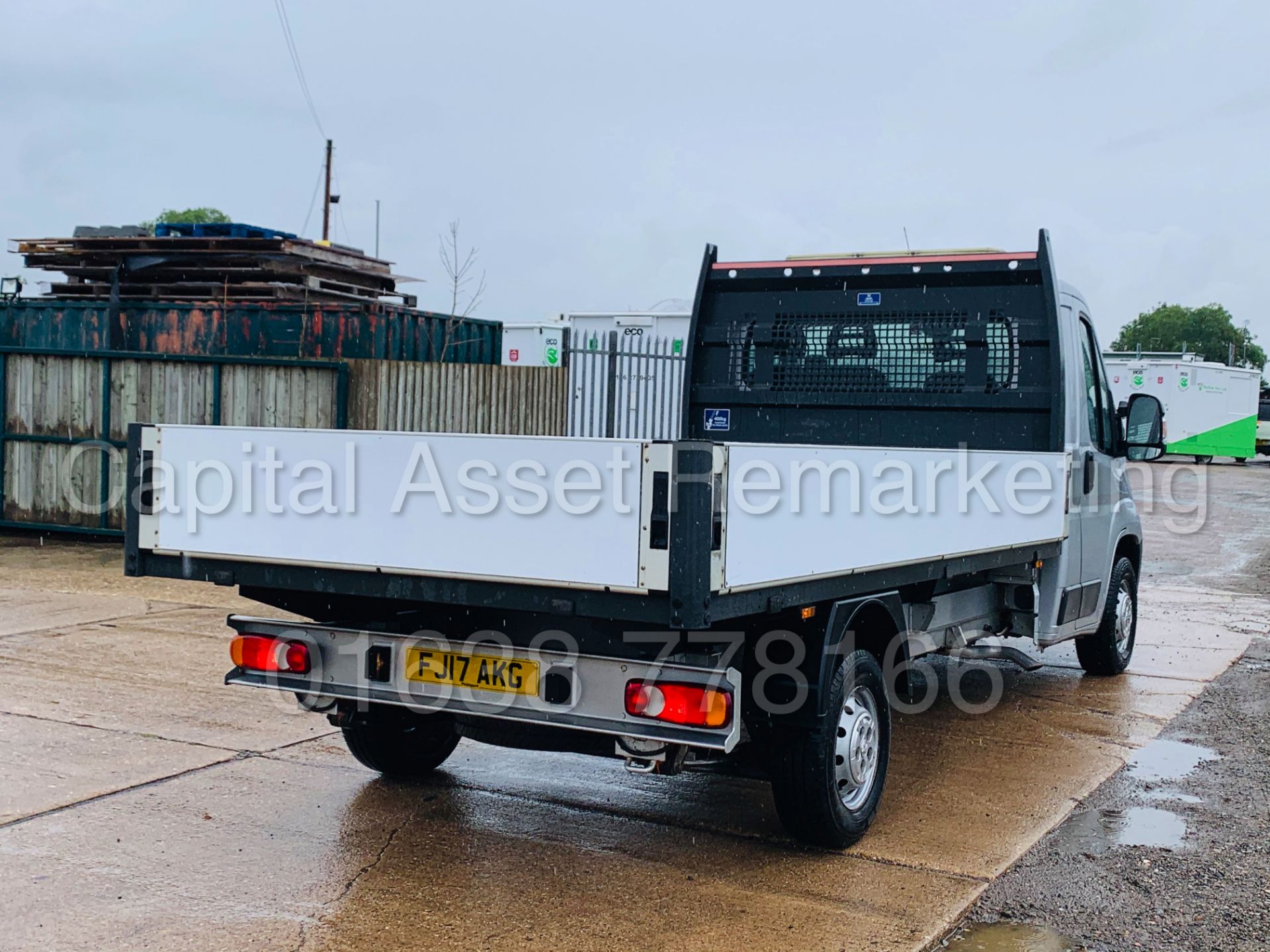 PEUGEOT BOXER 335 *LWB - DROPSIDE TRUCK* (2017 - EURO 6) '2.0 BLUE HDI -130 BHP - 6 SPEED' (1 OWNER) - Image 12 of 37