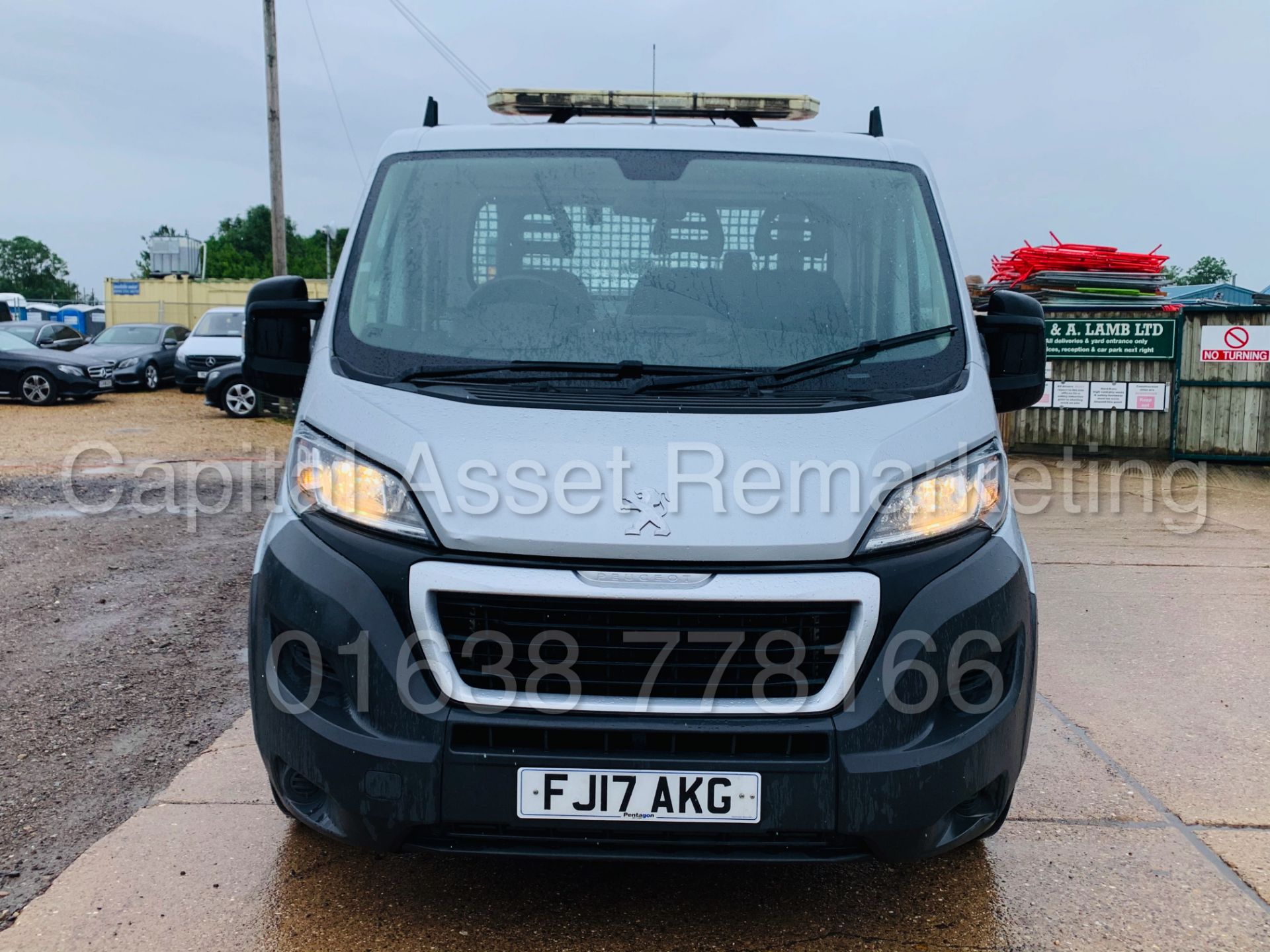 PEUGEOT BOXER 335 *LWB - DROPSIDE TRUCK* (2017 - EURO 6) '2.0 BLUE HDI -130 BHP - 6 SPEED' (1 OWNER) - Image 4 of 37