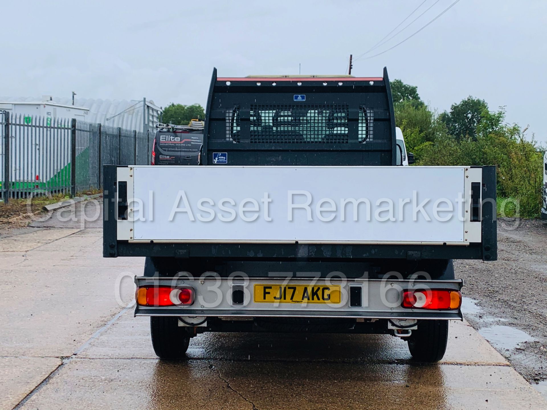 PEUGEOT BOXER 335 *LWB - DROPSIDE TRUCK* (2017 - EURO 6) '2.0 BLUE HDI -130 BHP - 6 SPEED' (1 OWNER) - Image 11 of 37