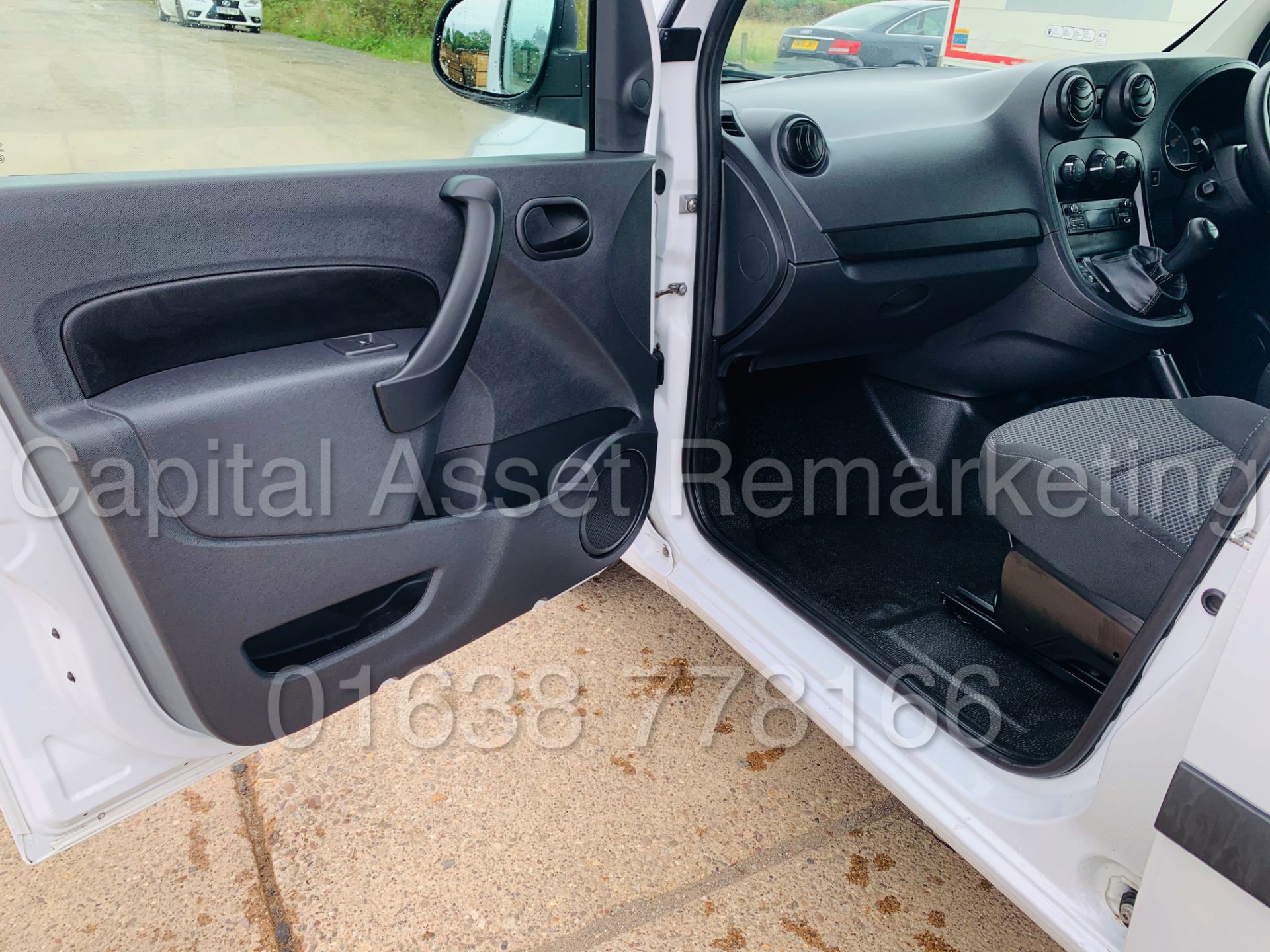 MERCEDES-BENZ CITAN 109 CDI *LWB - PANEL VAN* (2018 - EURO 6) '1.5 DIESEL' (1 OWNER) - Image 17 of 38