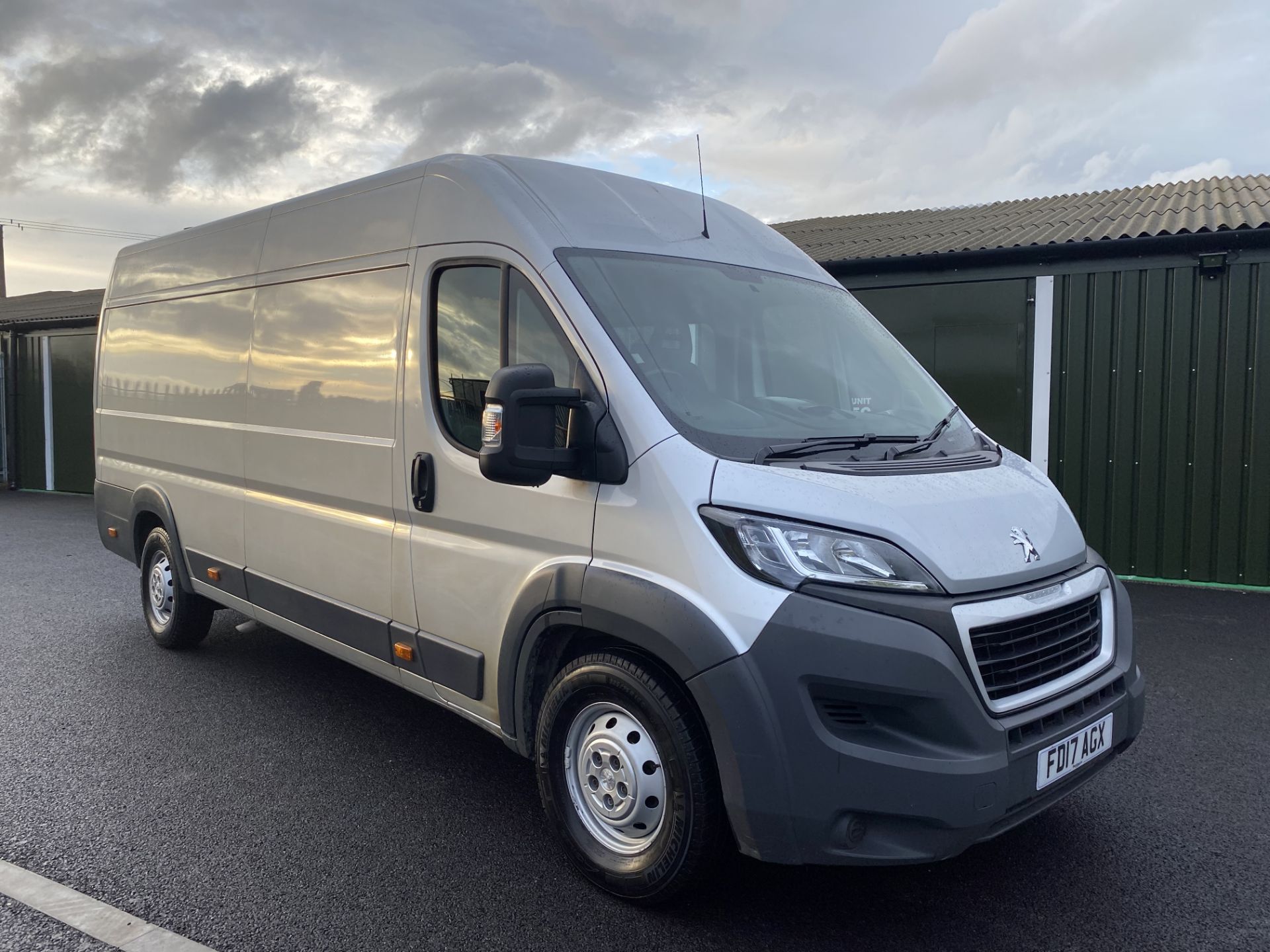 (On Sale) PEUGEOT BOXER 2.0HDI "(130) L4H2 EXTRA LONG WHEEL BASE CREW VAN - (2017 EURO 6) - AIR CON