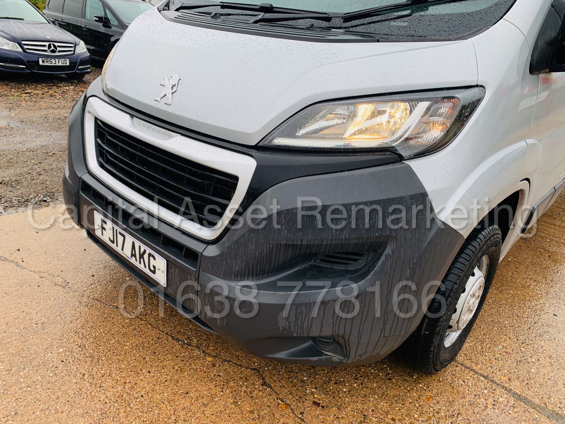 PEUGEOT BOXER 335 *LWB - DROPSIDE TRUCK* (2017 - EURO 6) '2.0 BLUE HDI -130 BHP - 6 SPEED' (1 OWNER) - Image 16 of 37