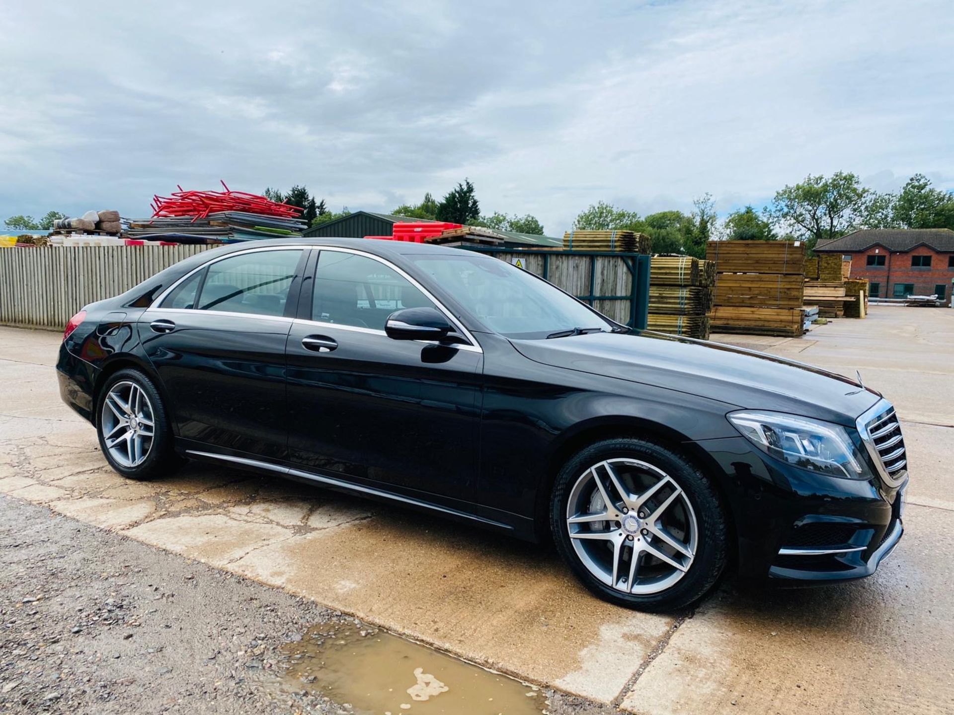 MERCEDES S350d "AMG LINE"AUTO - LWB LIMO - 2017 MODEL - BLACK - HUGE SPEC - LEATHER - SAT NAV - LOOK - Image 6 of 29