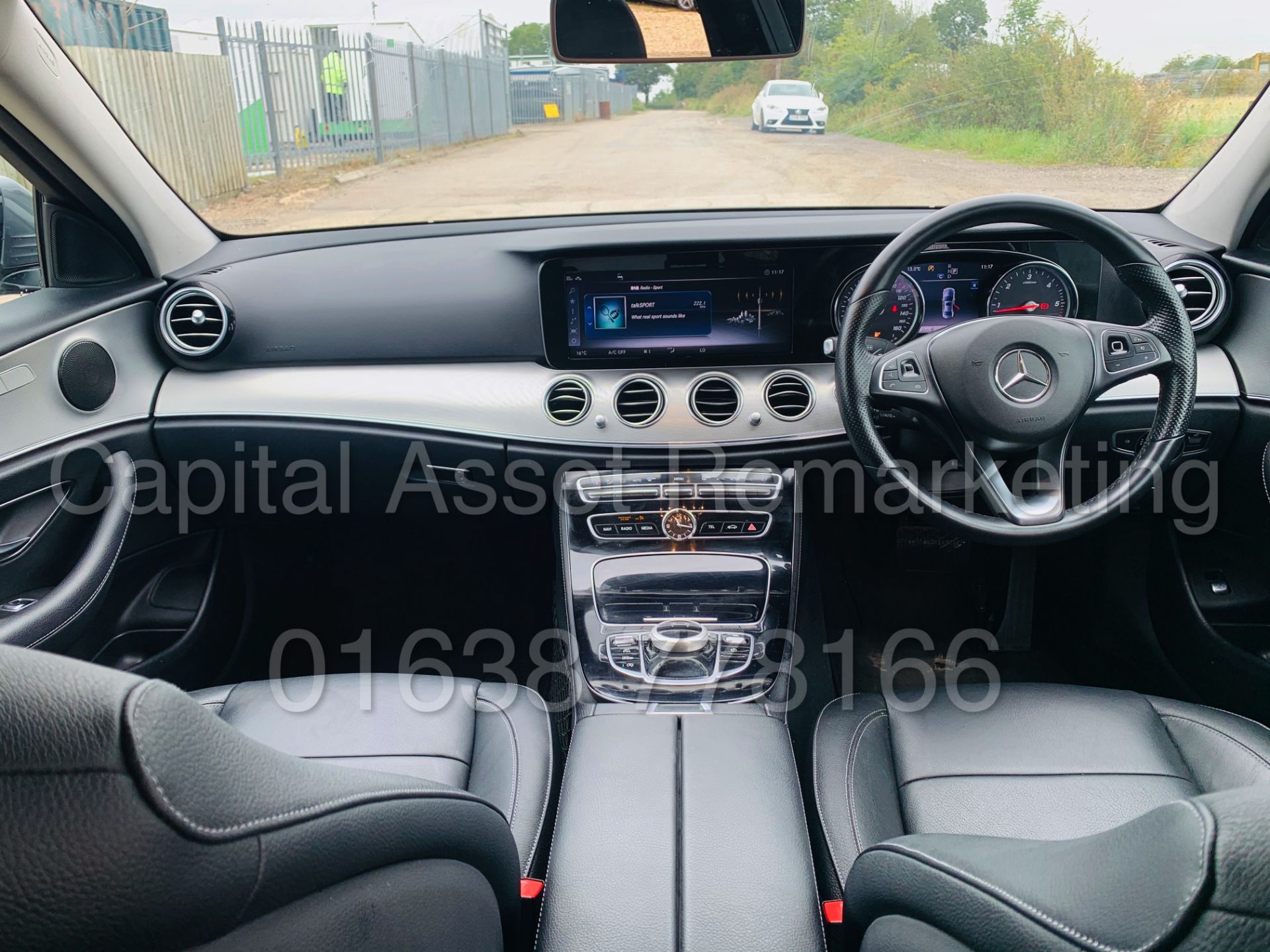 MERCEDES-BENZ E220D *SALOON* (2018 - NEW MODEL) '9-G TRONIC AUTO - LEATHER - SAT NAV' - Image 34 of 53