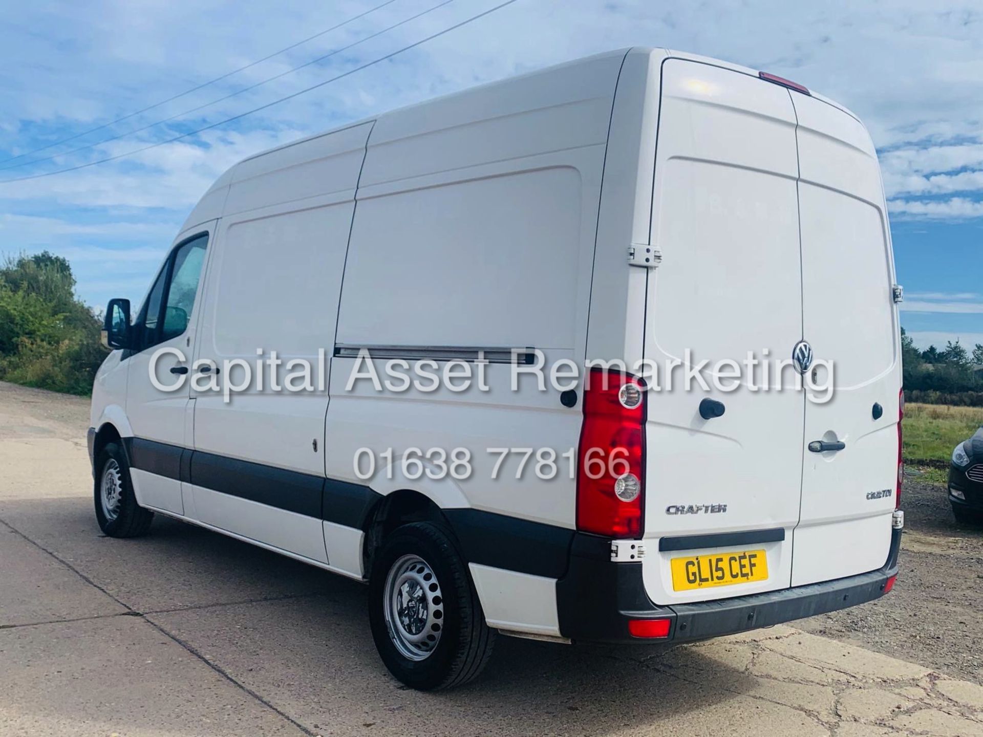 On Sale VOLKSWAGEN CRAFTER 2.0TDI CR35 (15 REG) 1 OWNER - CRUISE - ELEC PACK - BLUETOOTH - Image 9 of 30