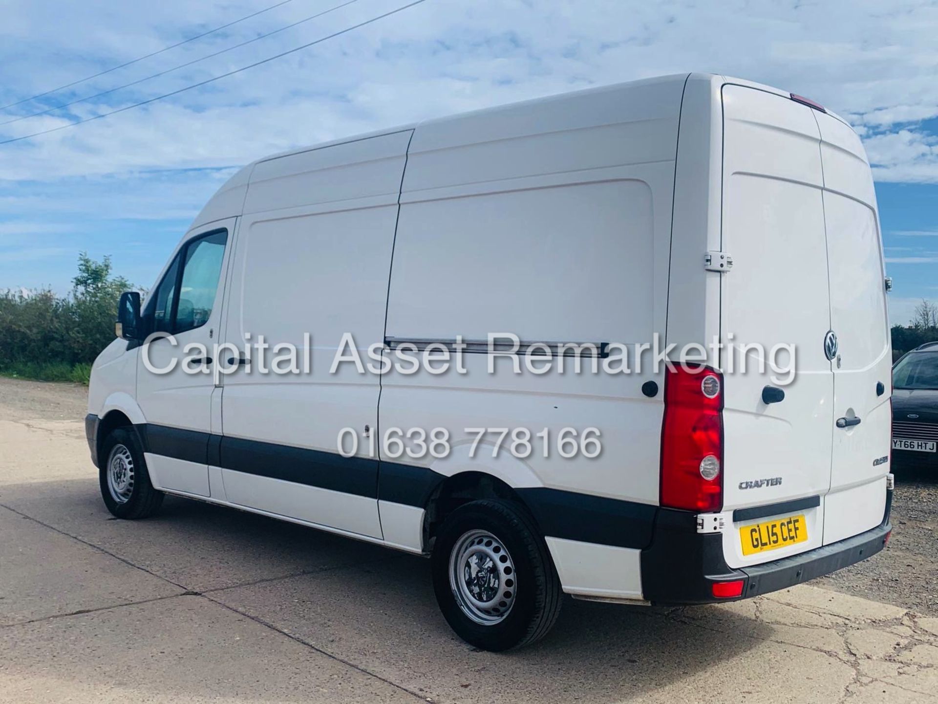 On Sale VOLKSWAGEN CRAFTER 2.0TDI CR35 (15 REG) 1 OWNER - CRUISE - ELEC PACK - BLUETOOTH - Image 10 of 30