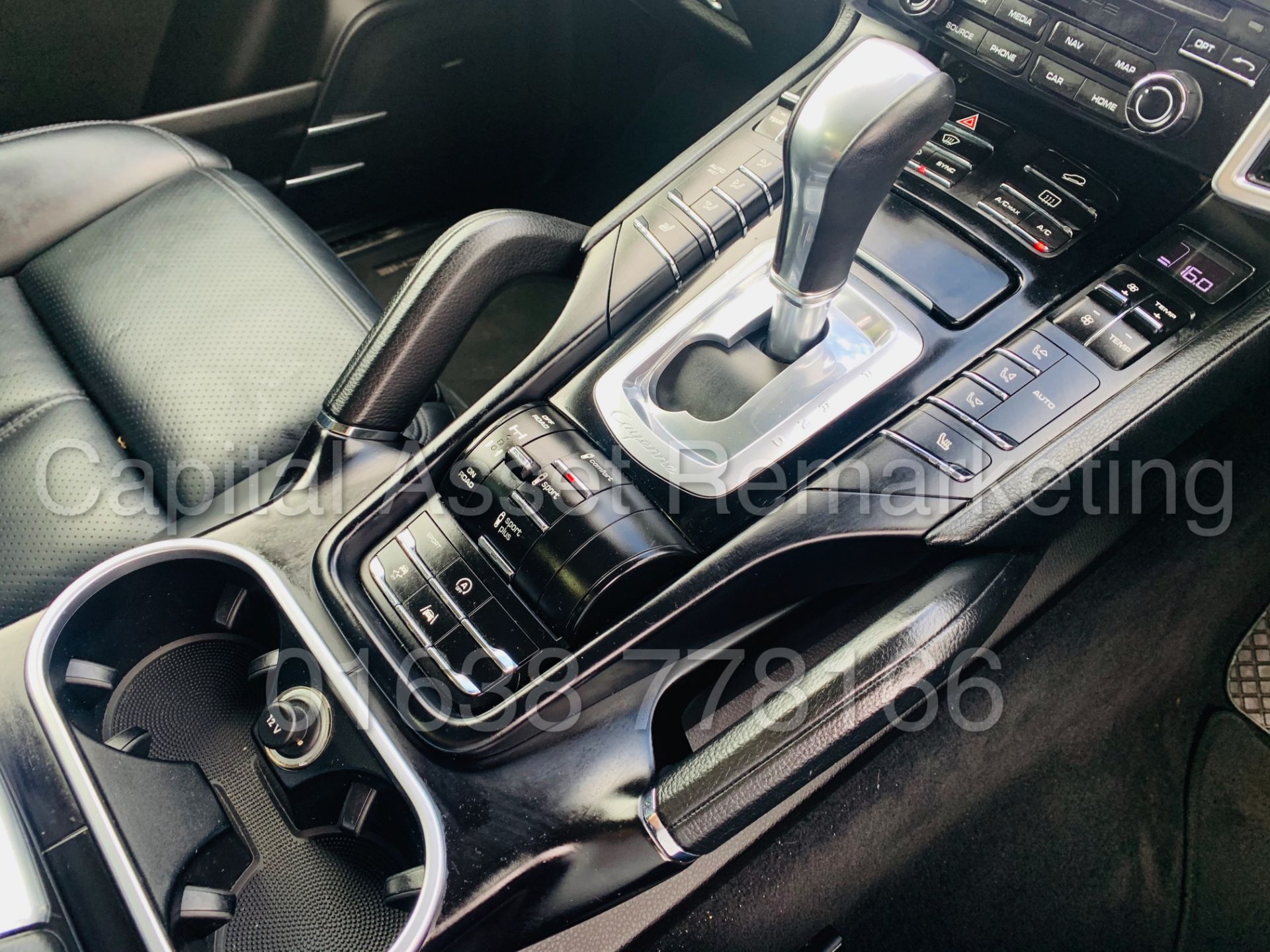 (On Sale) PORSCHE CAYENNE *SPORTS SUV* (2018) '3.0 V6 DIESEL -262 BHP- 8 SPEED AUTO' *ULTIMATE SPEC* - Image 56 of 62