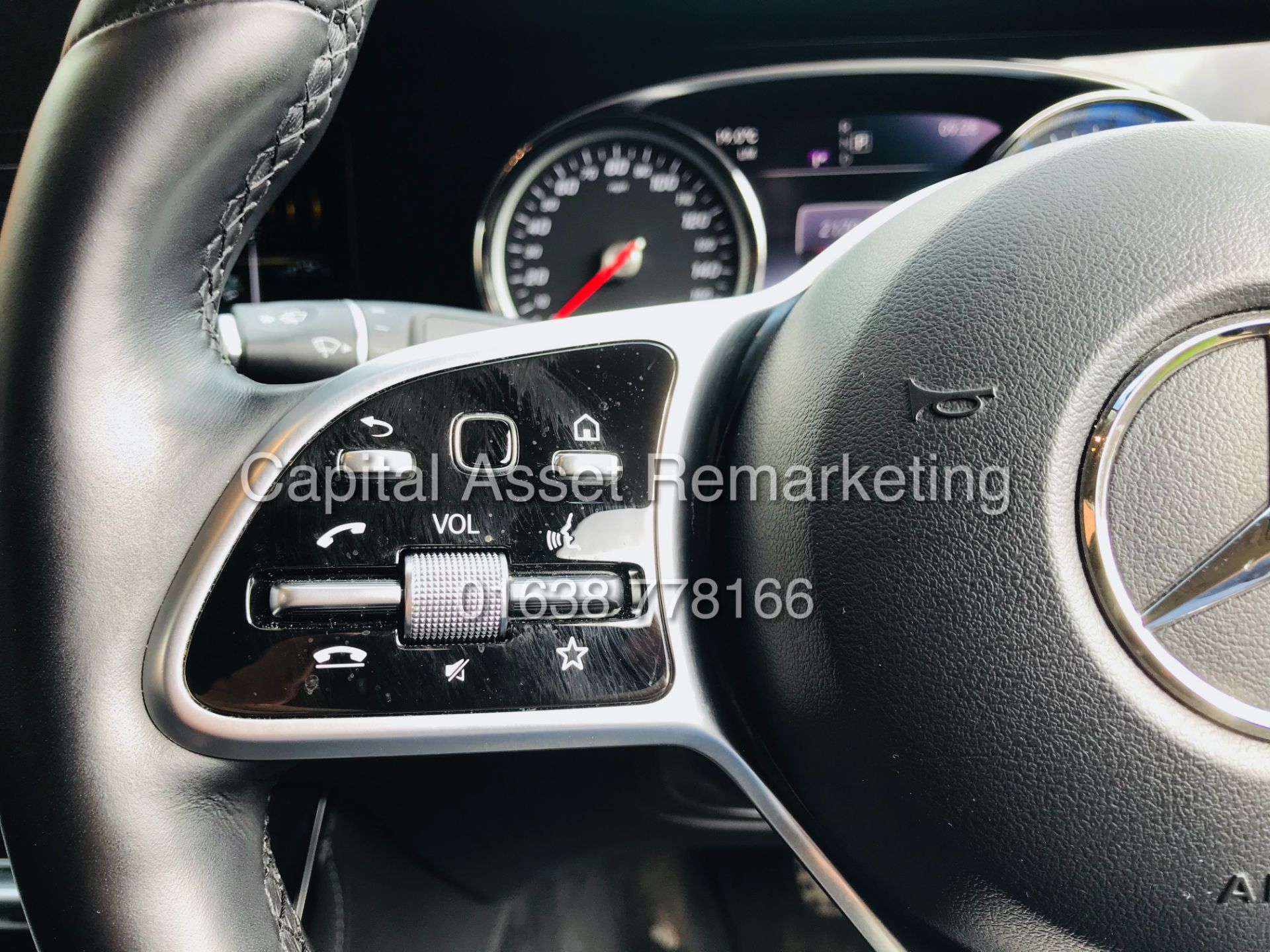 MERCEDES E220d "special equipment" SE - 2019 REG - 1 KEEPER - LEATHER - SAT NAV - HUGE SPEC - LOOK! - Image 31 of 34