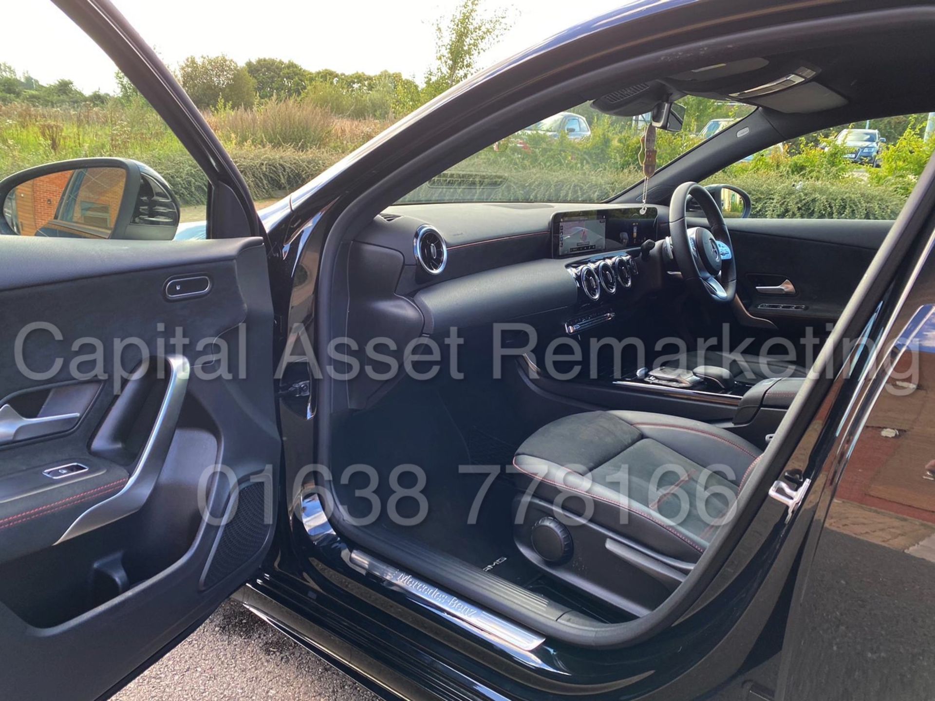 MERCEDES-BENZ A180d *AMG LINE EXECUTIVE* 5 DOOR HATCHBACK (2020) '1.5 DIESEL - AUTO - STOP/START' - Image 16 of 28