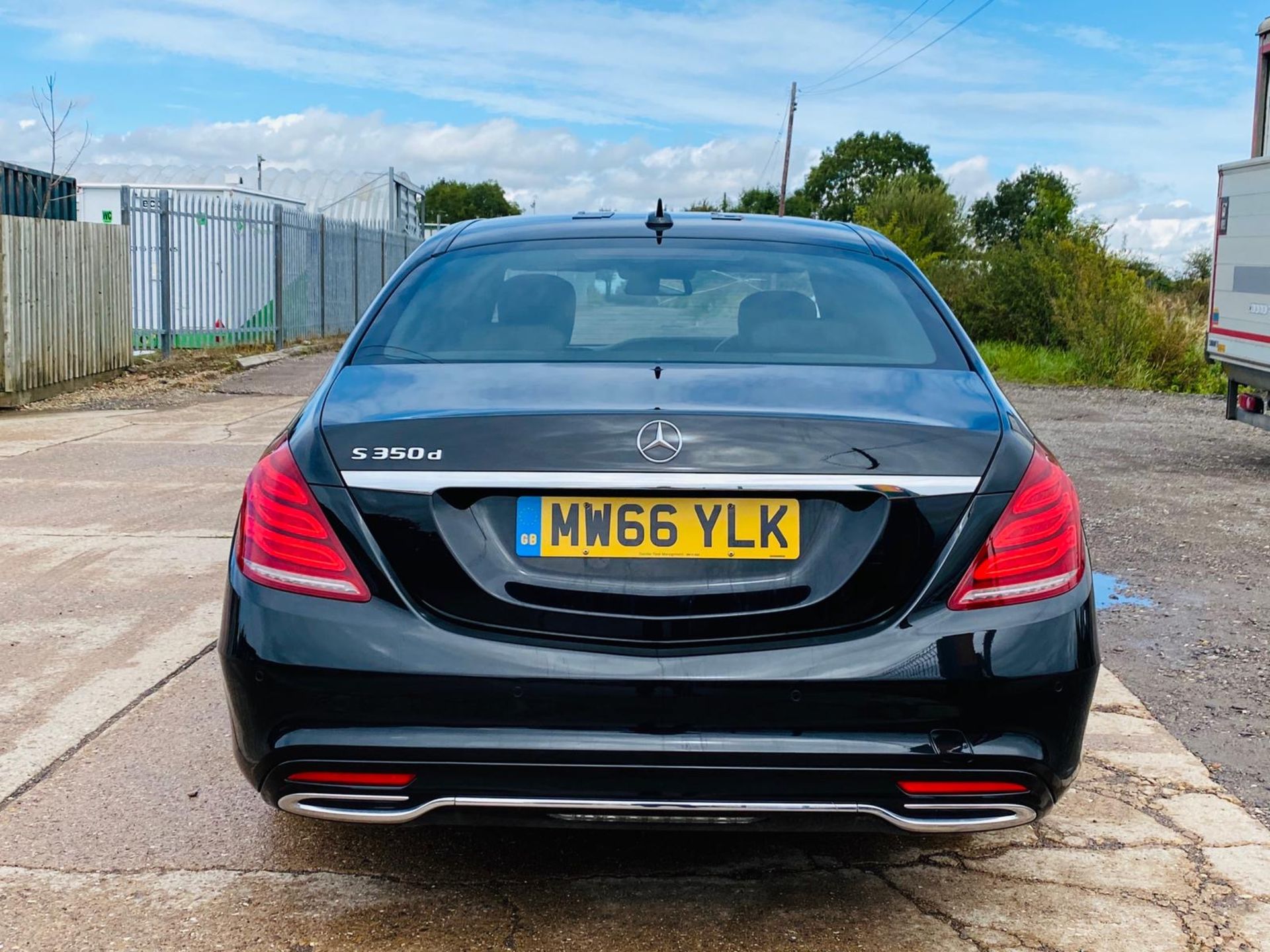 MERCEDES S350d "AMG LINE"AUTO - LWB LIMO - 2017 MODEL - BLACK - HUGE SPEC - LEATHER - SAT NAV - LOOK - Image 7 of 29