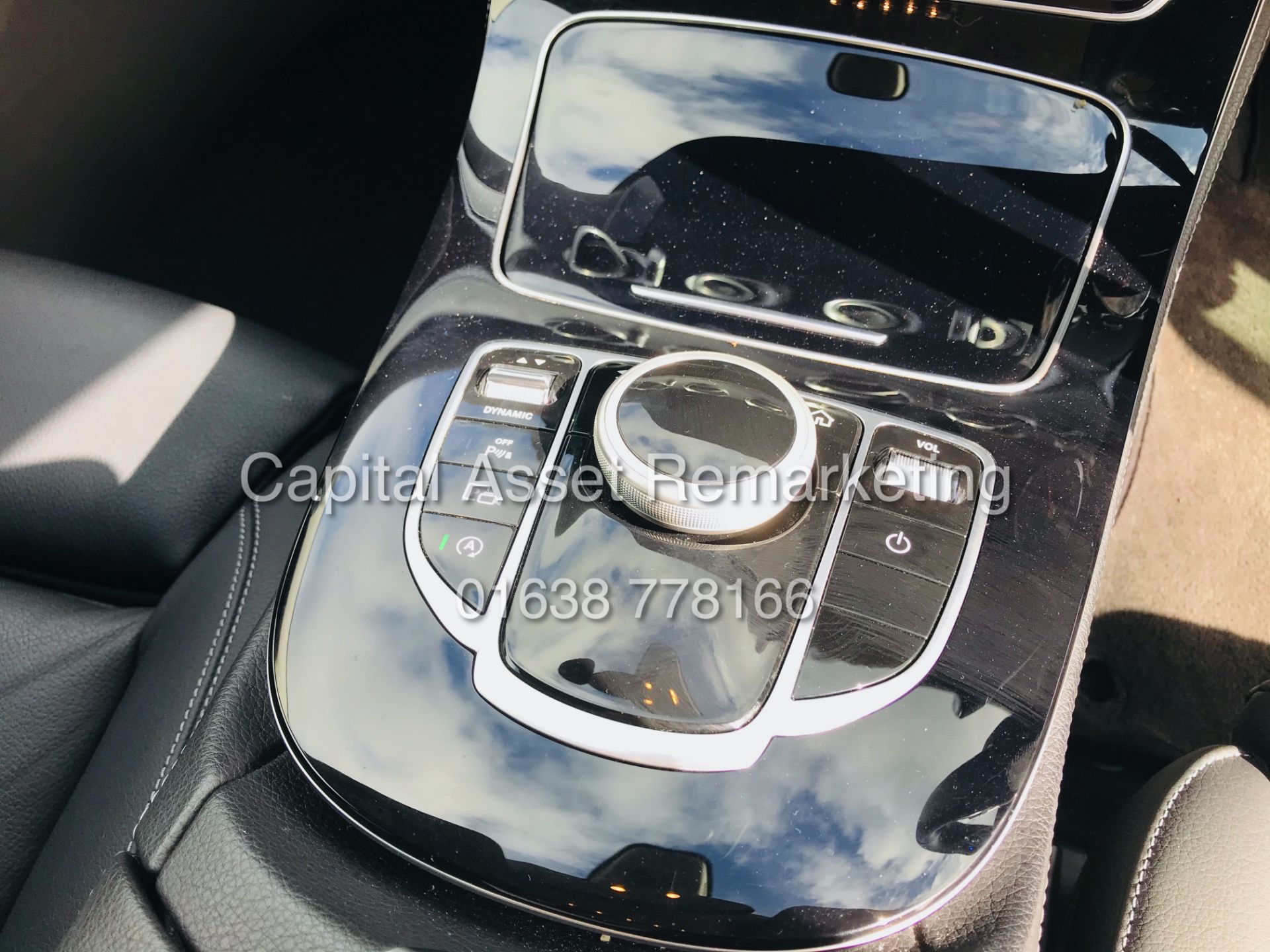 MERCEDES E220d "special equipment" SE - 2019 REG - 1 KEEPER - LEATHER - SAT NAV - HUGE SPEC - LOOK! - Image 22 of 34