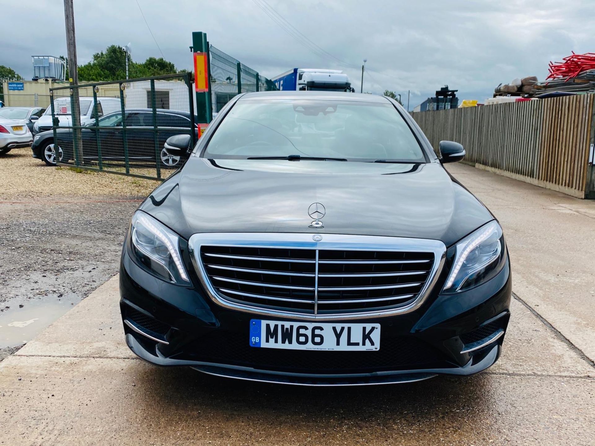 MERCEDES S350d "AMG LINE"AUTO - LWB LIMO - 2017 MODEL - BLACK - HUGE SPEC - LEATHER - SAT NAV - LOOK - Image 4 of 29