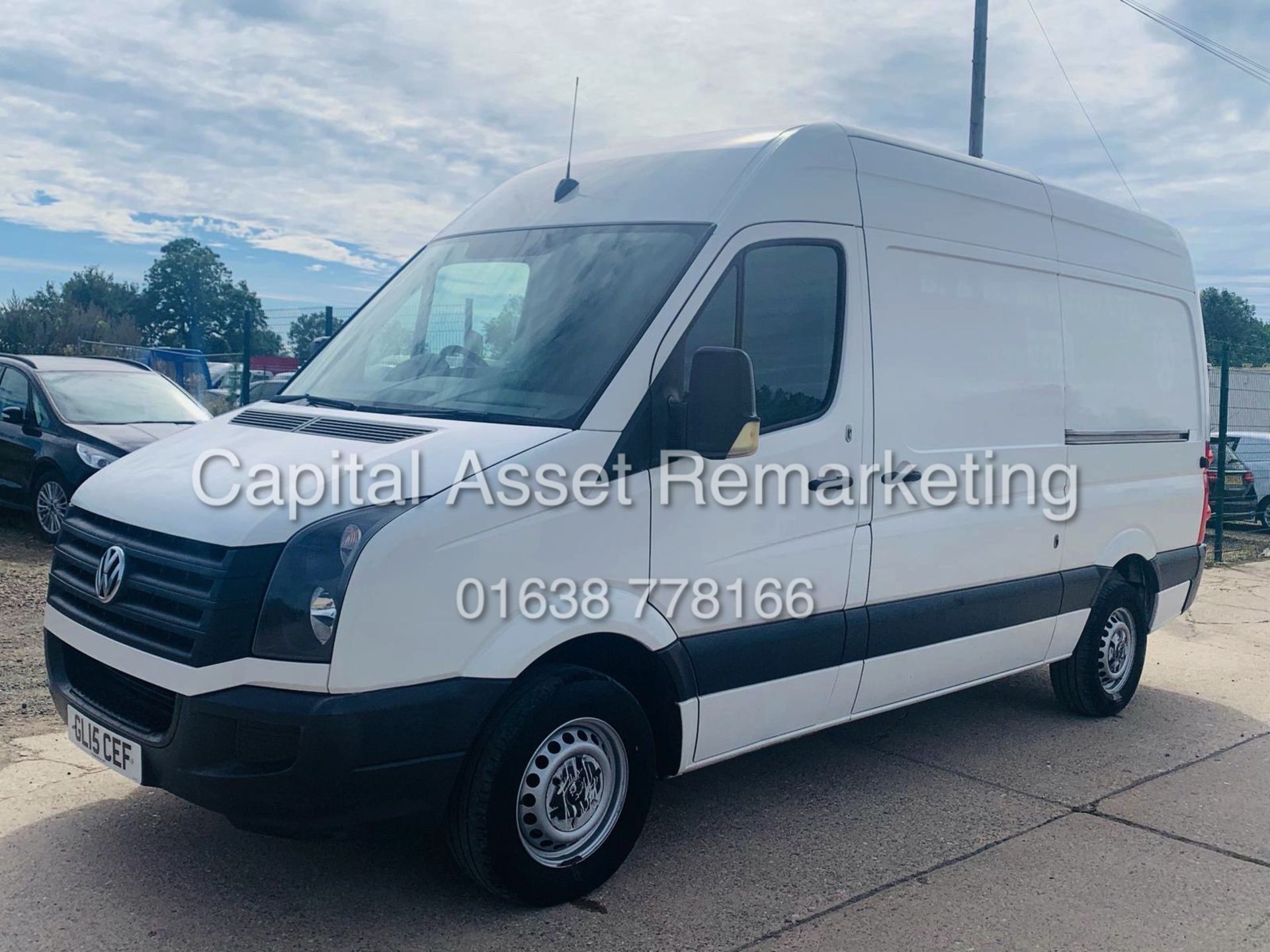 On Sale VOLKSWAGEN CRAFTER 2.0TDI CR35 (15 REG) 1 OWNER - CRUISE - ELEC PACK - BLUETOOTH - Image 7 of 30