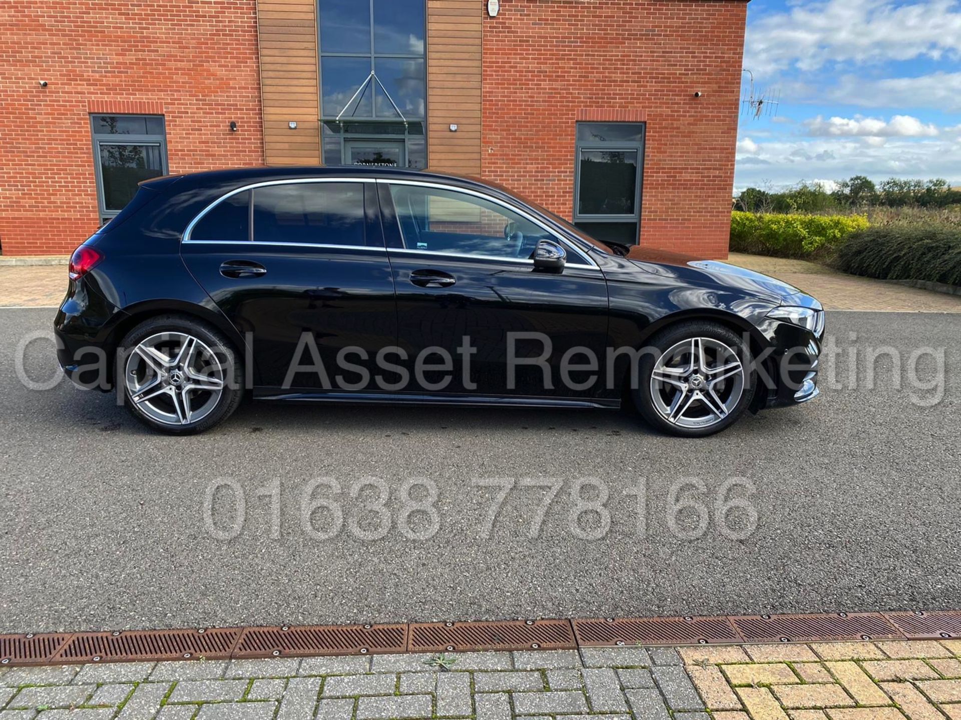 MERCEDES-BENZ A180d *AMG LINE EXECUTIVE* 5 DOOR HATCHBACK (2020) '1.5 DIESEL - AUTO - STOP/START' - Image 15 of 28