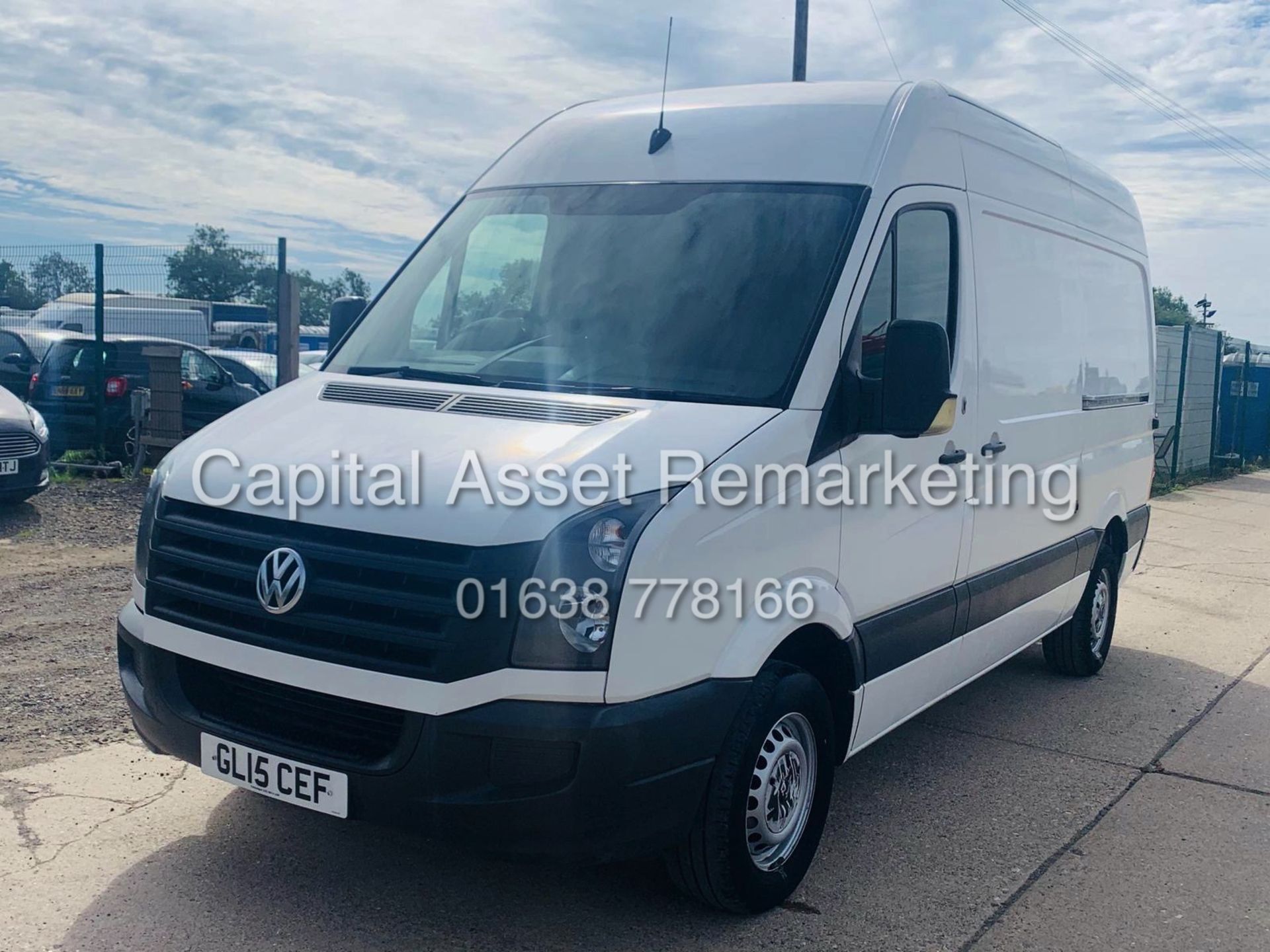 On Sale VOLKSWAGEN CRAFTER 2.0TDI CR35 (15 REG) 1 OWNER - CRUISE - ELEC PACK - BLUETOOTH - Image 5 of 30