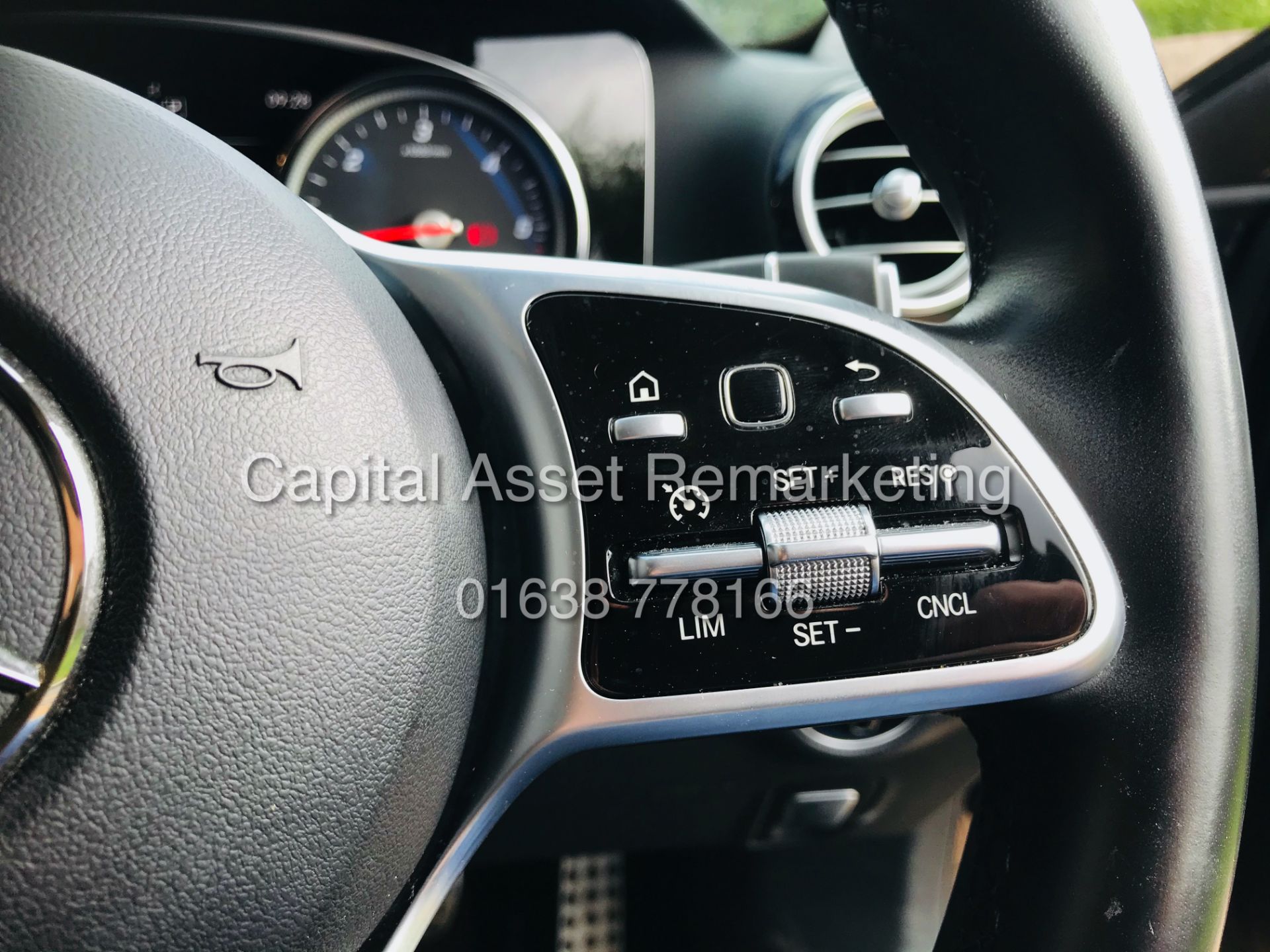 MERCEDES E220d "special equipment" SE - 2019 REG - 1 KEEPER - LEATHER - SAT NAV - HUGE SPEC - LOOK! - Image 32 of 34