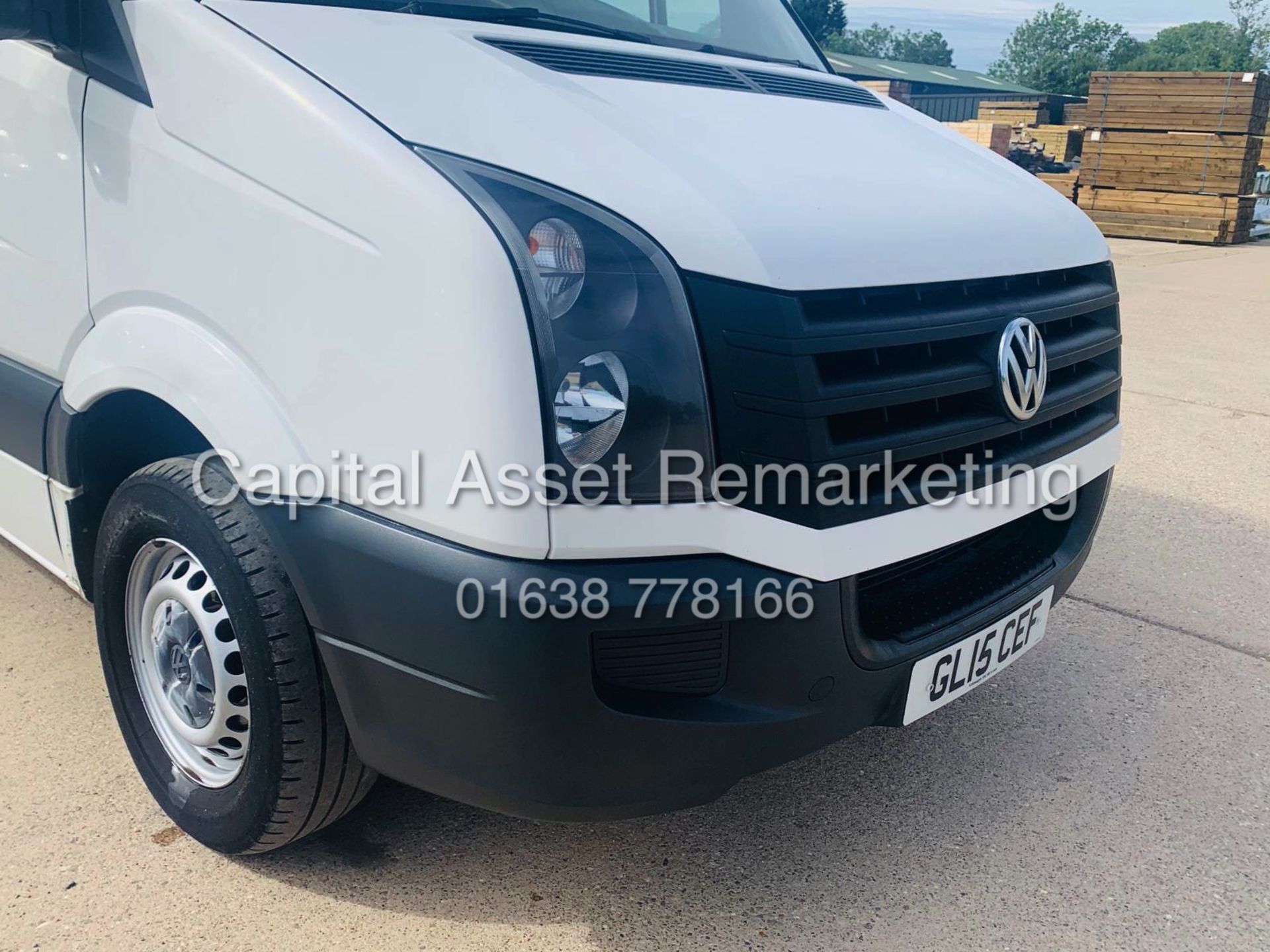 On Sale VOLKSWAGEN CRAFTER 2.0TDI CR35 (15 REG) 1 OWNER - CRUISE - ELEC PACK - BLUETOOTH - Image 15 of 30