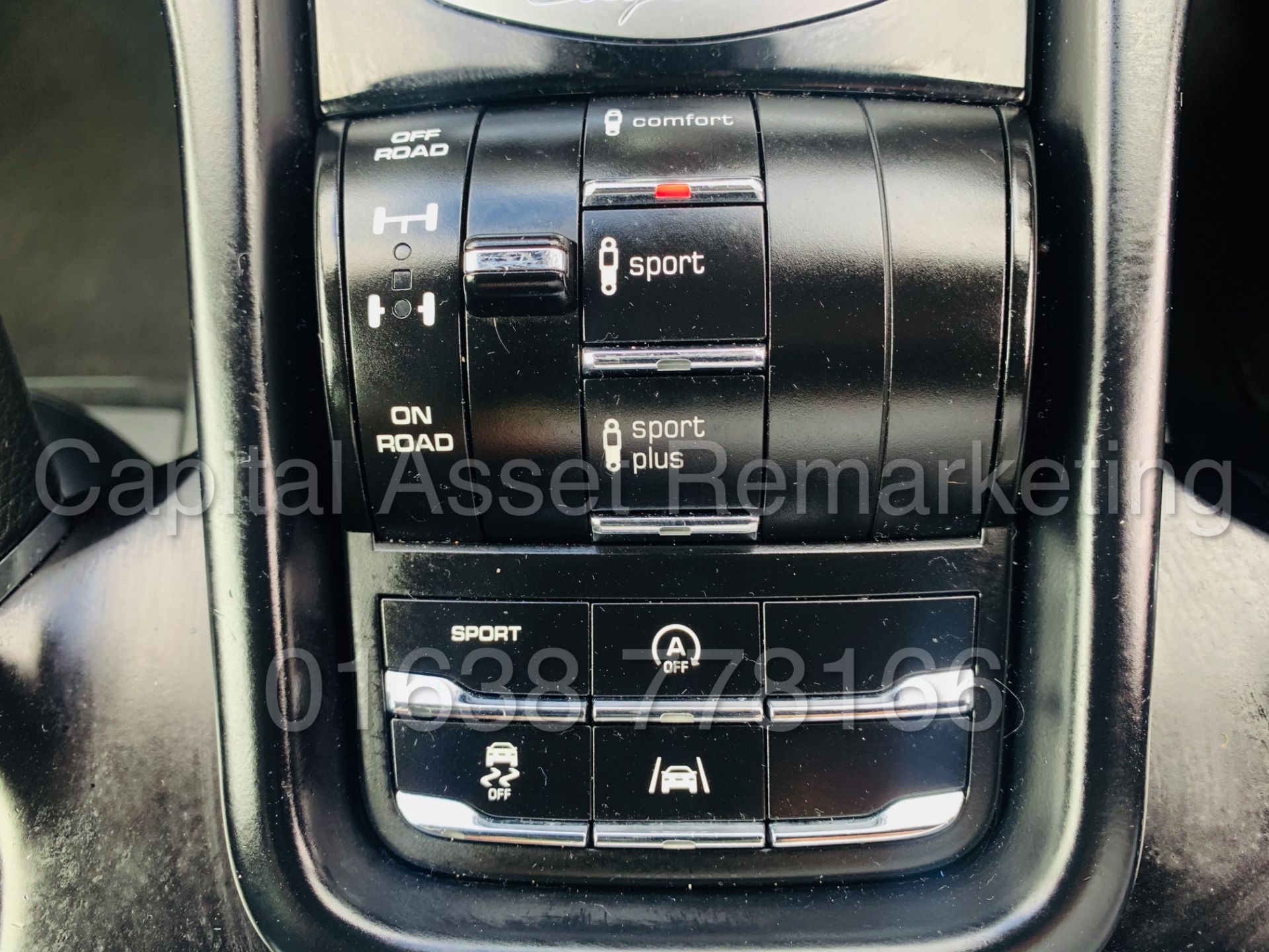 (On Sale) PORSCHE CAYENNE *SPORTS SUV* (2018) '3.0 V6 DIESEL -262 BHP- 8 SPEED AUTO' *ULTIMATE SPEC* - Image 57 of 62