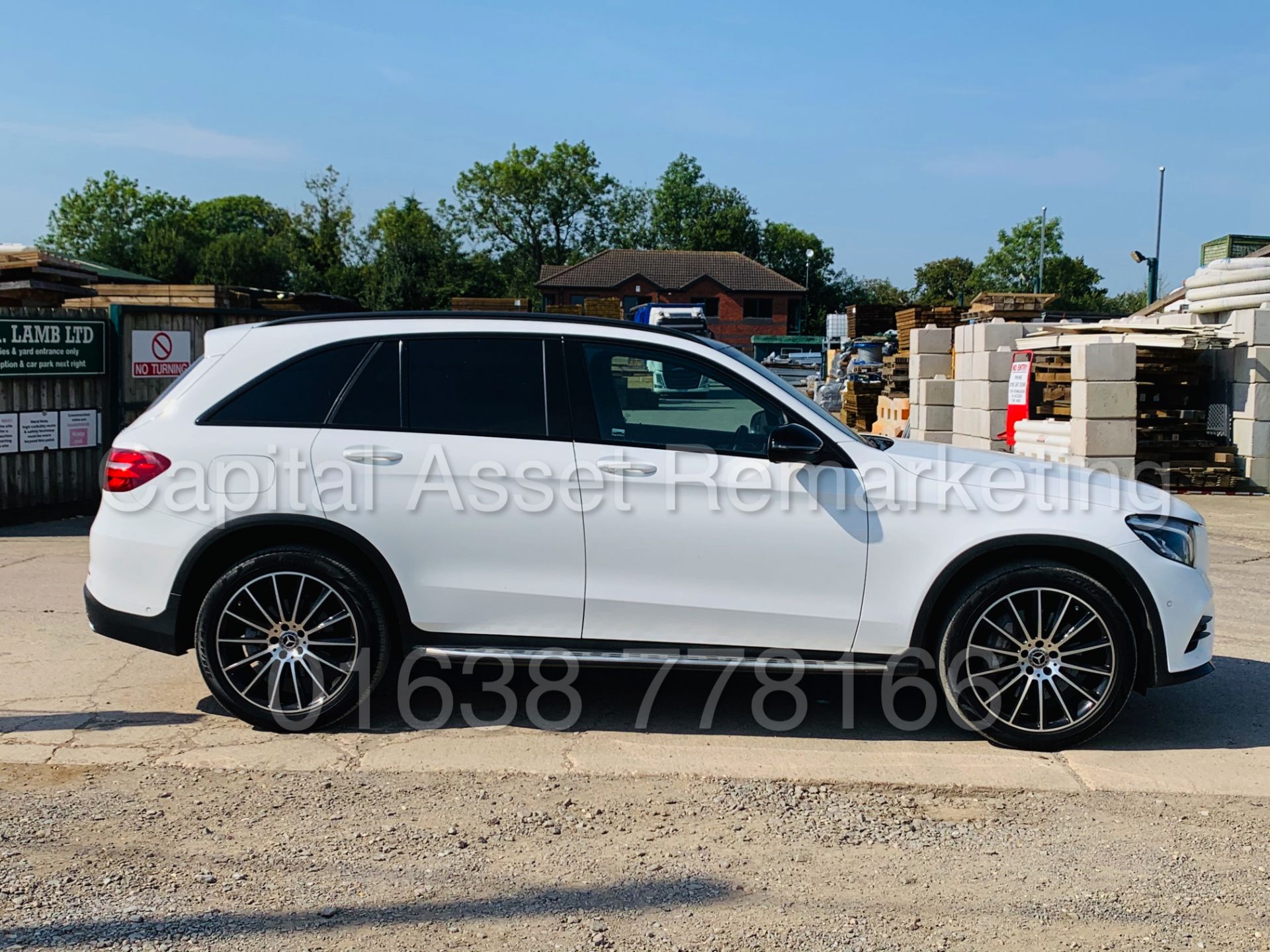 (On Sale) MERCEDES-BENZ GLC 250 *AMG - NIGHT EDITION* SUV (2019) '9G TRONIC - 4-MATIC' *HUGE SPEC* - Image 14 of 53