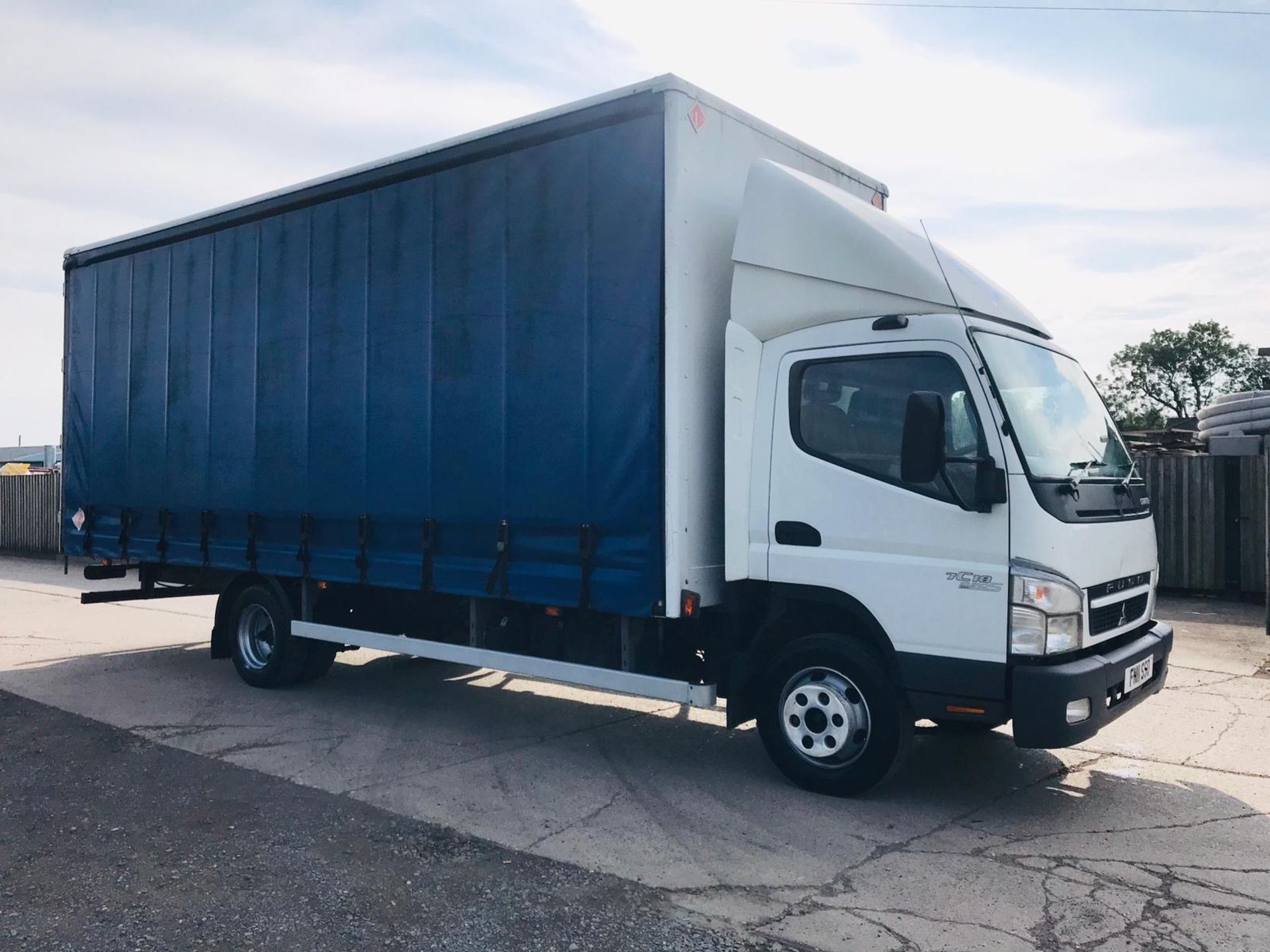 ON SALE MITSUBISHI CANTER 7C18 7.5 TONNE 22 FOOT CURTAINSIDE TRUCK     D.O.R: 1ST MARCH 2011- 11 REG