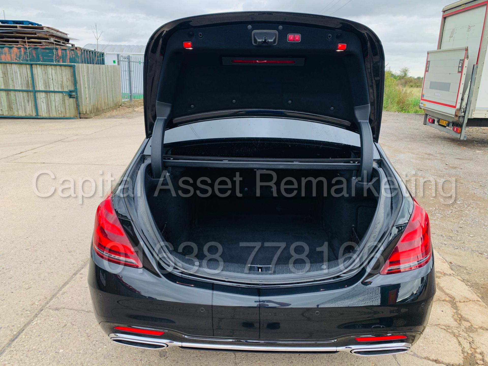 (On Sale) MERCEDES-BENZ S350D LWB *AMG LINE - EXECUTIVE SALOON* (2019 MODEL) 9-G TRONIC *MEGA SPEC* - Image 33 of 65