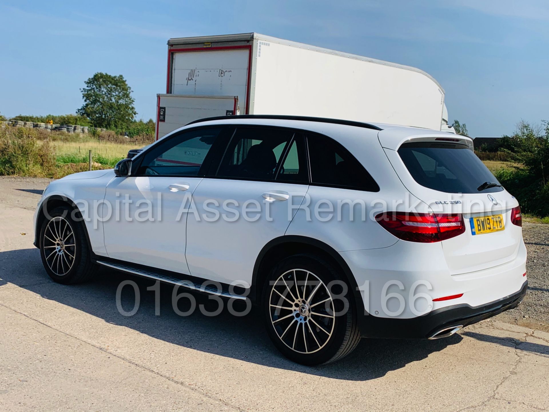 (On Sale) MERCEDES-BENZ GLC 250 *AMG - NIGHT EDITION* SUV (2019) '9G TRONIC - 4-MATIC' *HUGE SPEC* - Image 9 of 53