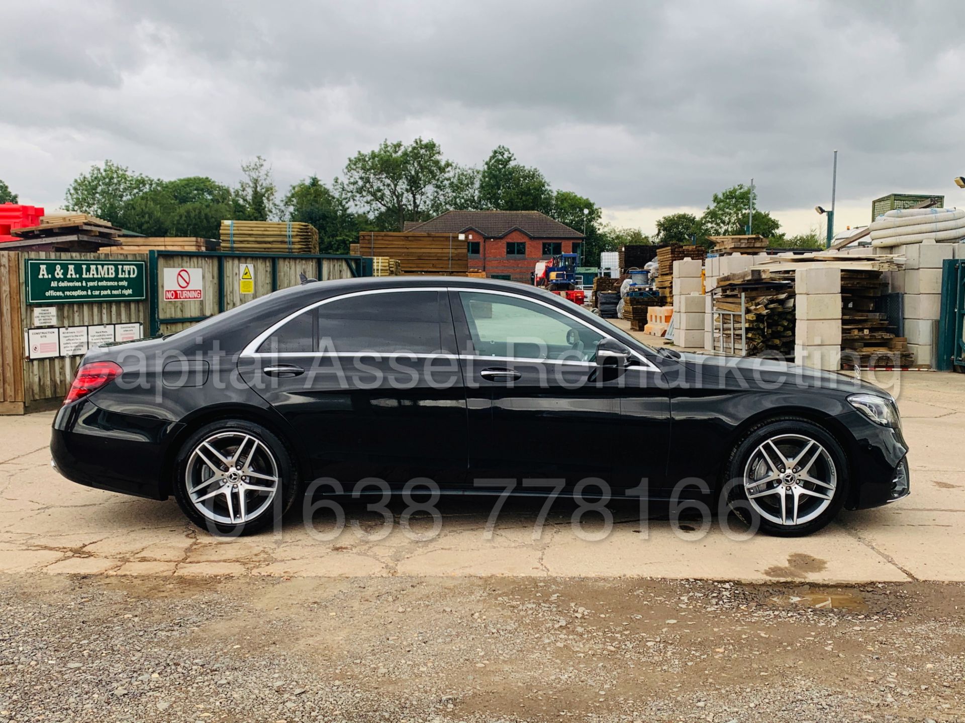 (On Sale) MERCEDES-BENZ S350D LWB *AMG LINE - EXECUTIVE SALOON* (2019 MODEL) 9-G TRONIC *MEGA SPEC* - Image 14 of 65