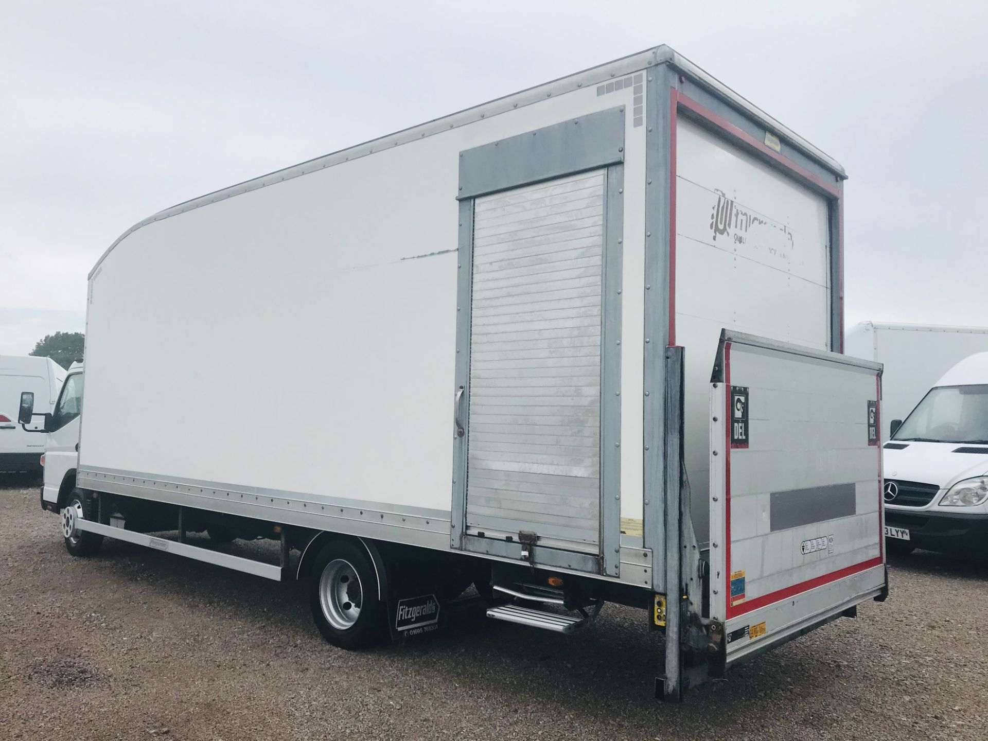 MITSUBISHI CANTER 7C15 LWB BOX VAN - 2017 MODEL - MANUAL - 22FT BOX - EURO 6 ULEZ COMPLIANT - LOOK - Image 4 of 19