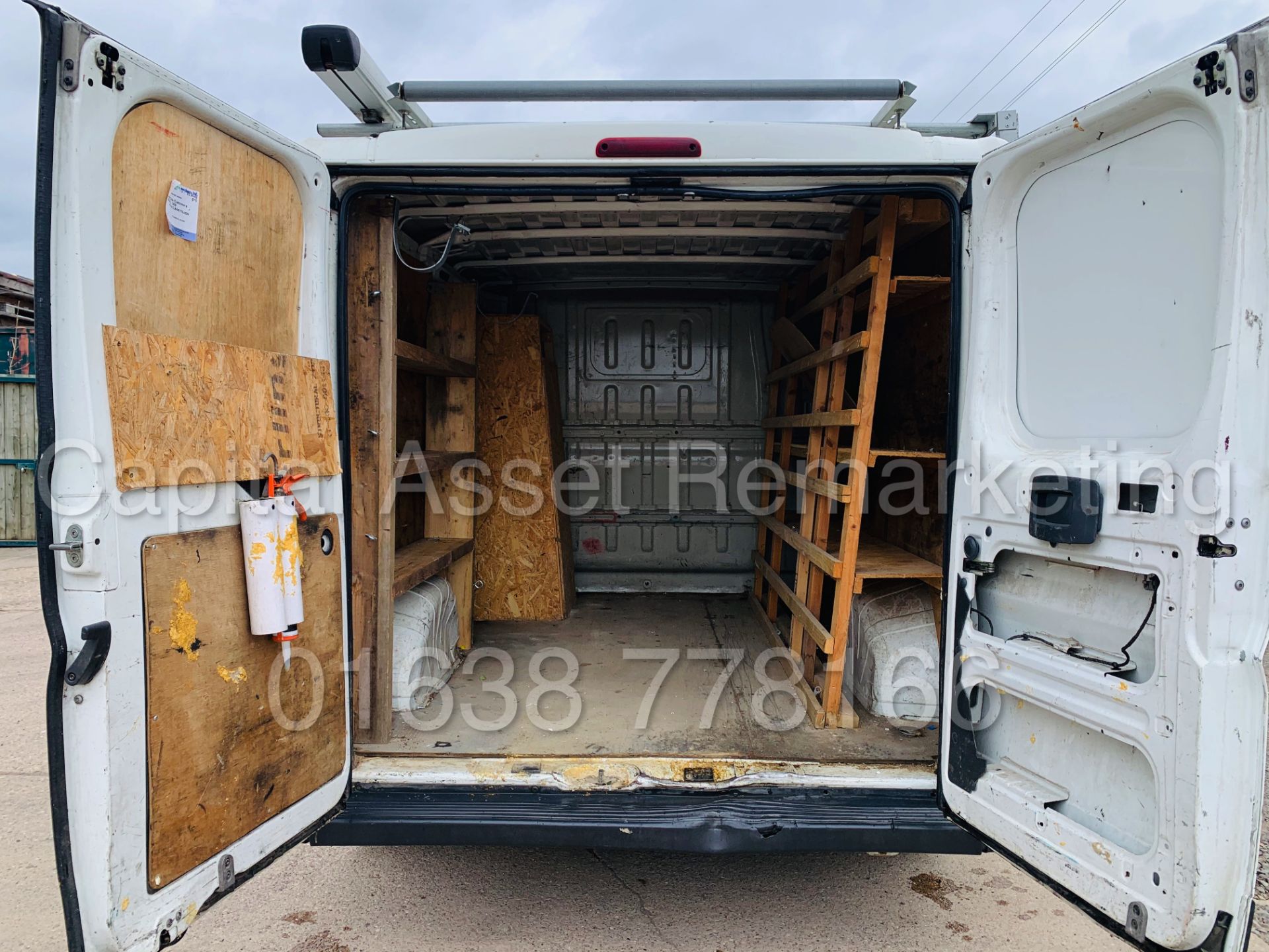 (ON SALE) PEUGEOT BOXER *PROFESSIONAL* SWB - PANEL VAN (2009) '2.2 HDI - 100 BHP' *AIR CON* (NO VAT) - Image 20 of 34