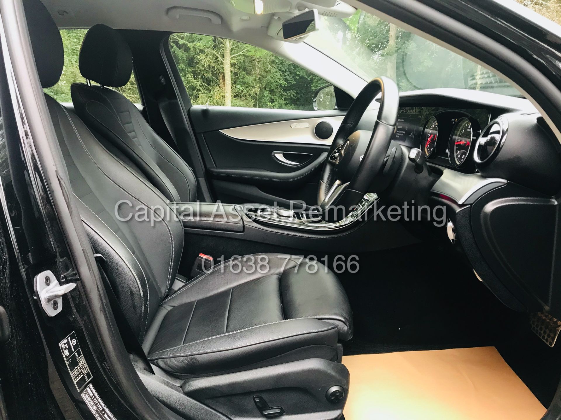 MERCEDES E220d "SE" SPECIAL EQUIPMENT ESTATE "AUTO" (2019 MODEL) 1 KEEPER - LEATHER - SAT NAV - WOW! - Image 11 of 35