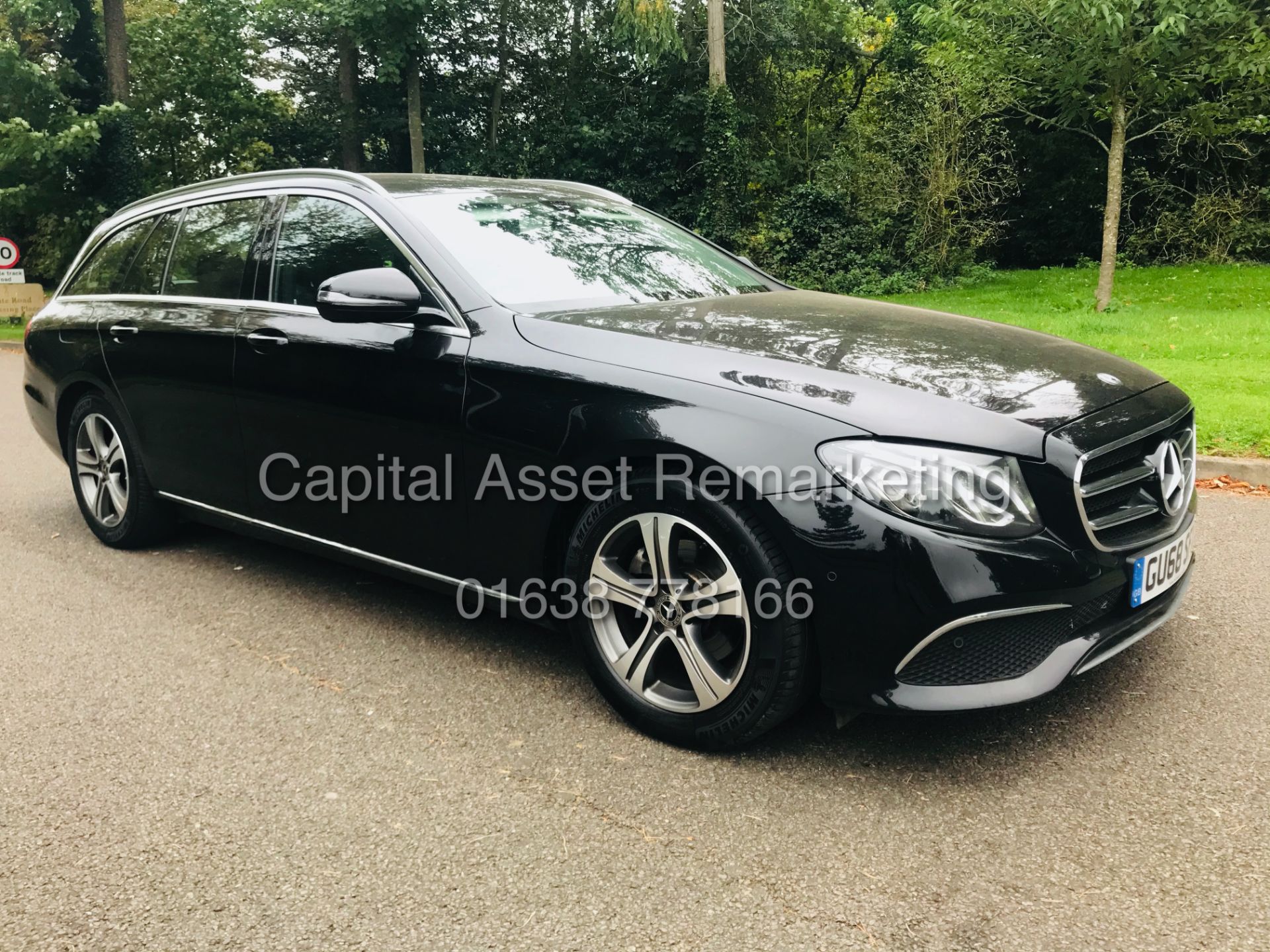 MERCEDES E220d "SE" SPECIAL EQUIPMENT ESTATE "AUTO" (2019 MODEL) 1 KEEPER - LEATHER - SAT NAV - WOW! - Image 2 of 35