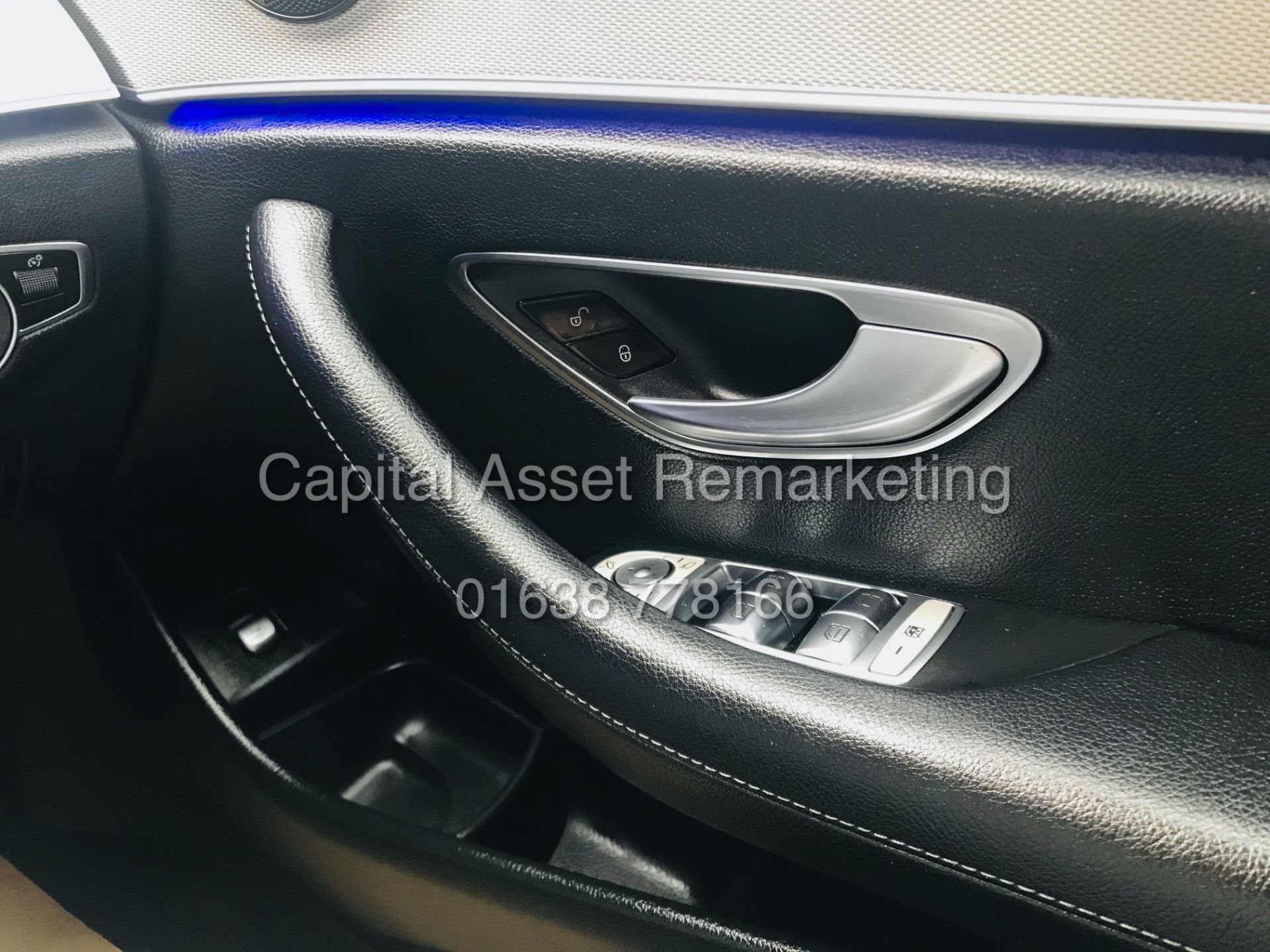 MERCEDES E220d "SE" SPECIAL EQUIPMENT ESTATE "AUTO" (2019 MODEL) 1 KEEPER - LEATHER - SAT NAV - WOW! - Image 18 of 35