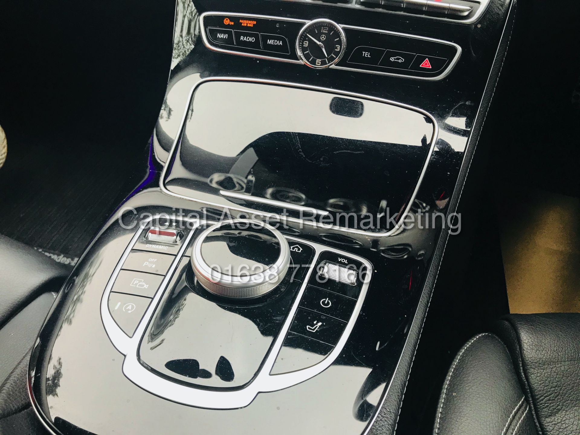 MERCEDES E220d "SE" SPECIAL EQUIPMENT ESTATE "AUTO" (2019 MODEL) 1 KEEPER - LEATHER - SAT NAV - WOW! - Image 31 of 35