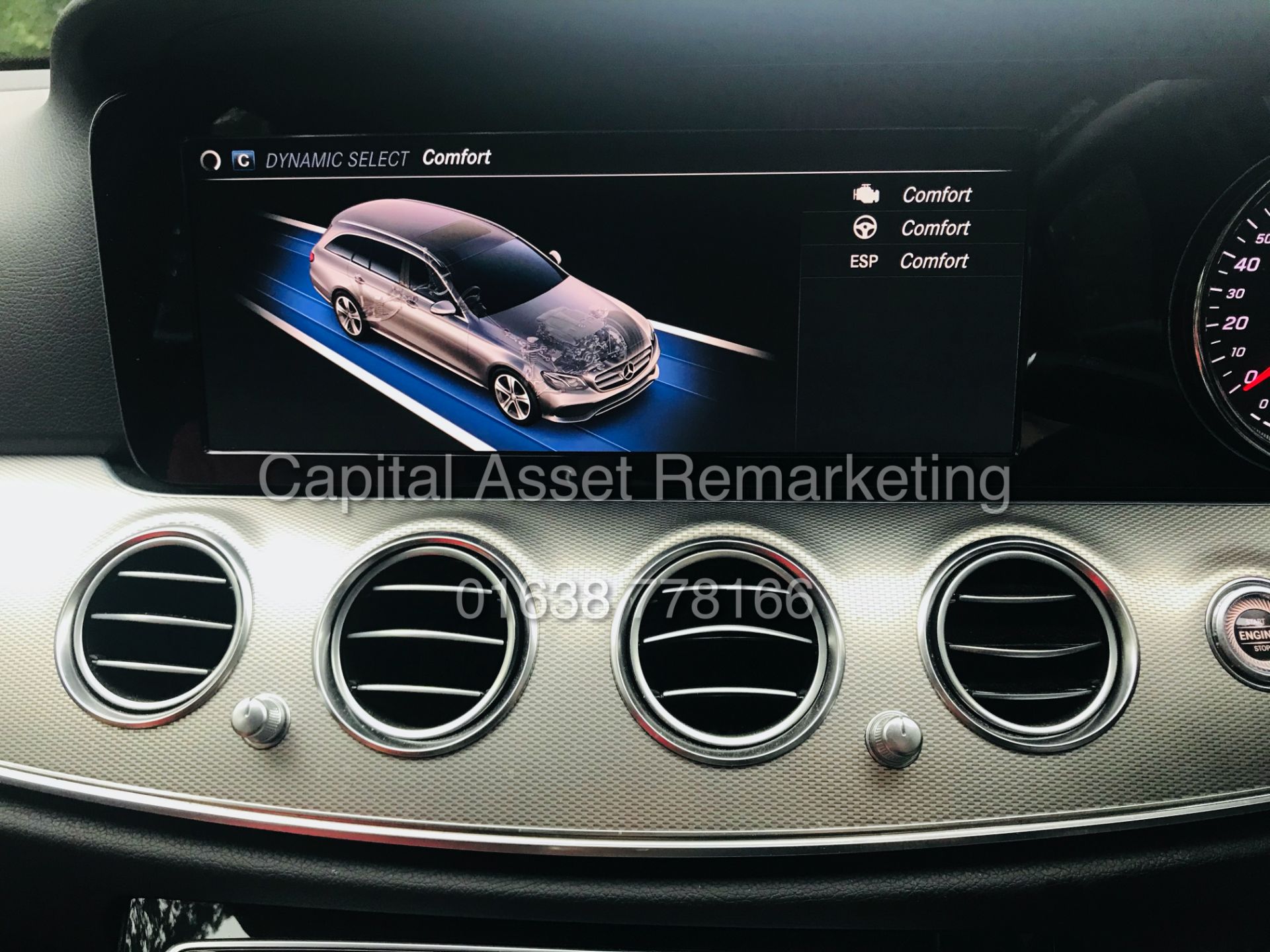 MERCEDES E220d "SE" SPECIAL EQUIPMENT ESTATE "AUTO" (2019 MODEL) 1 KEEPER - LEATHER - SAT NAV - WOW! - Image 26 of 35