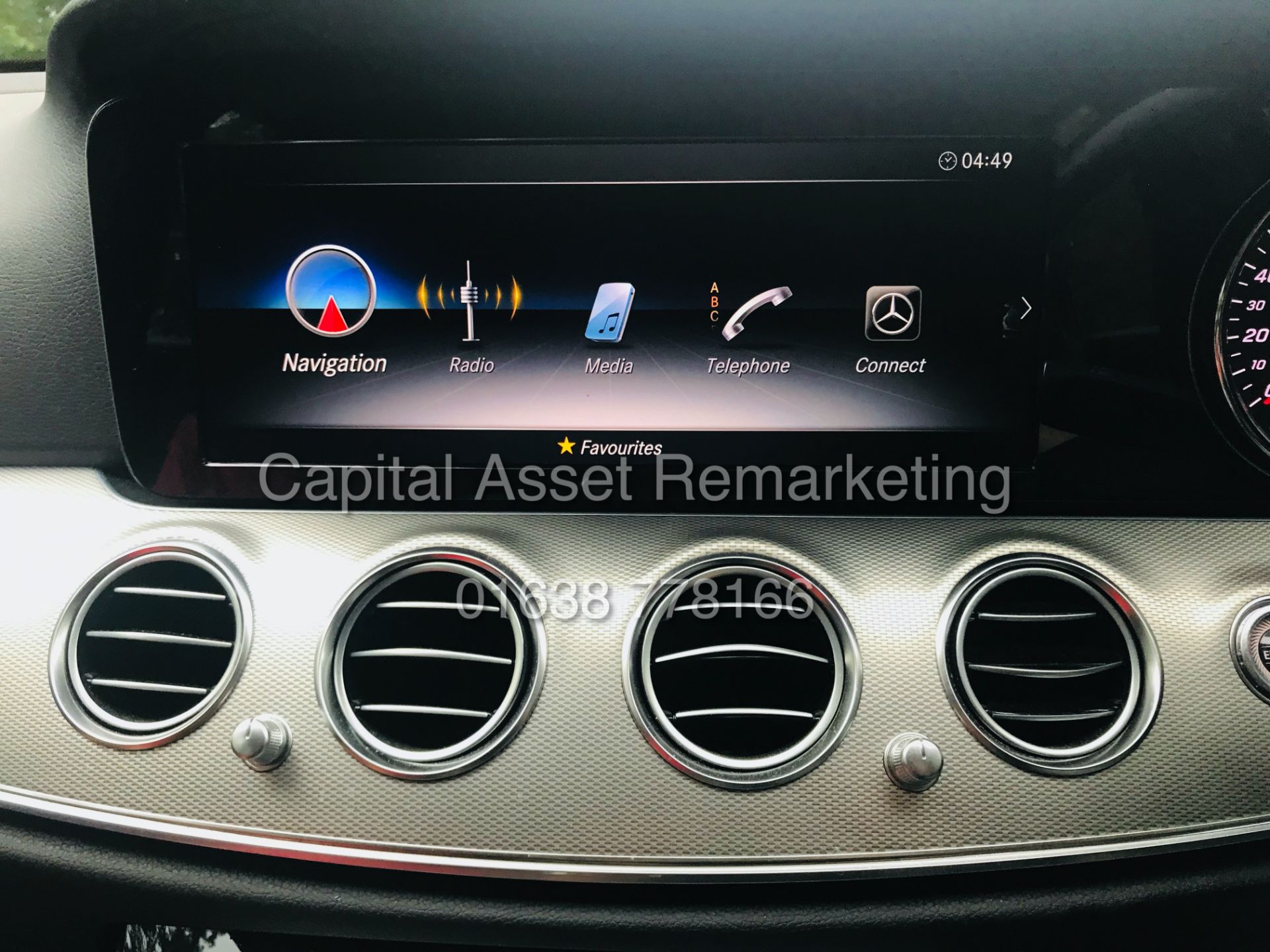 MERCEDES E220d "SE" SPECIAL EQUIPMENT ESTATE "AUTO" (2019 MODEL) 1 KEEPER - LEATHER - SAT NAV - WOW! - Image 21 of 35