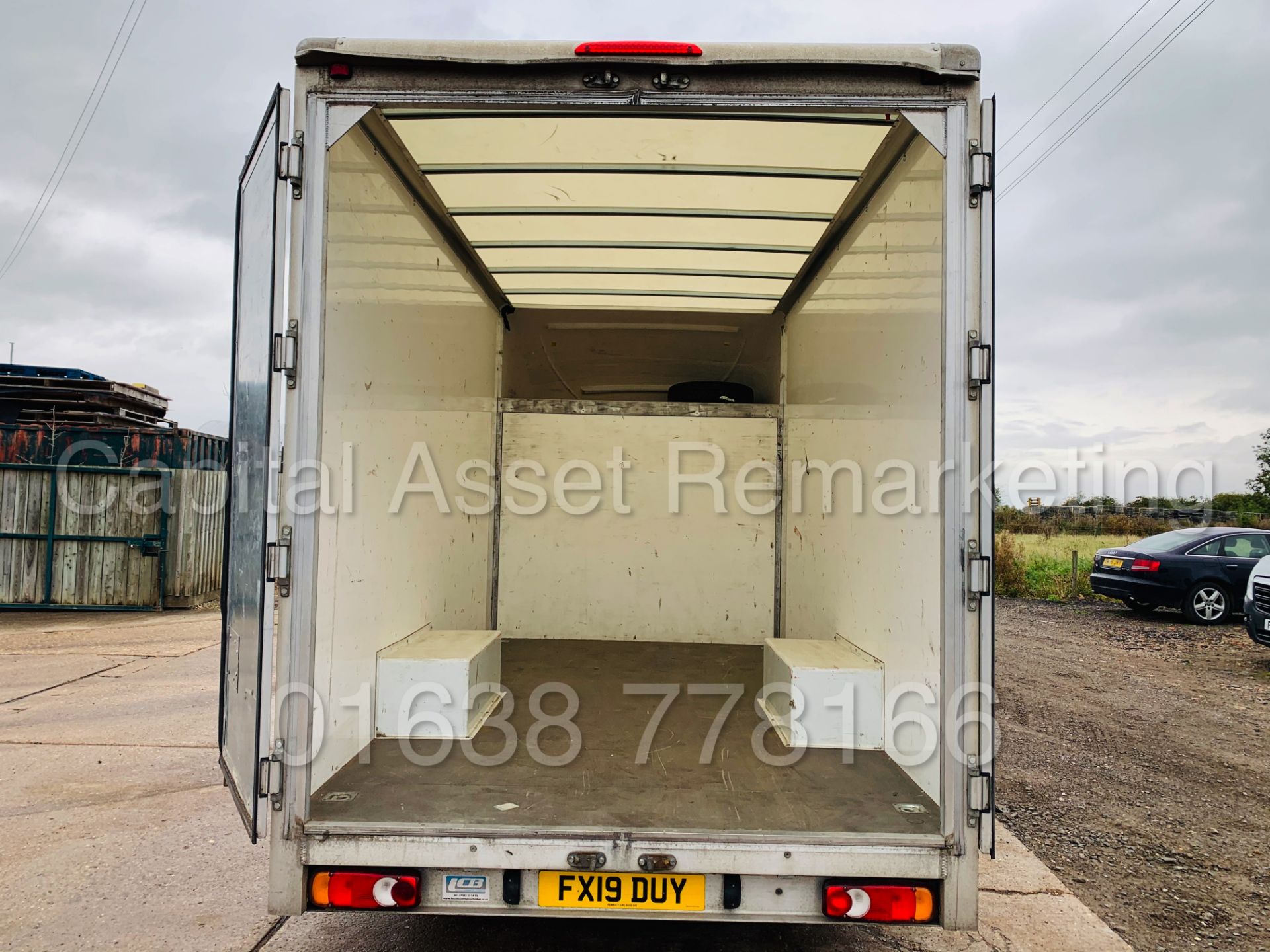 RENAULT MASTER *BUSINESS* LWB - LOW LOADER / LUTON BOX VAN (2019 - EURO 6) '2.3 DCI-130 BHP-6 SPEED' - Image 25 of 41