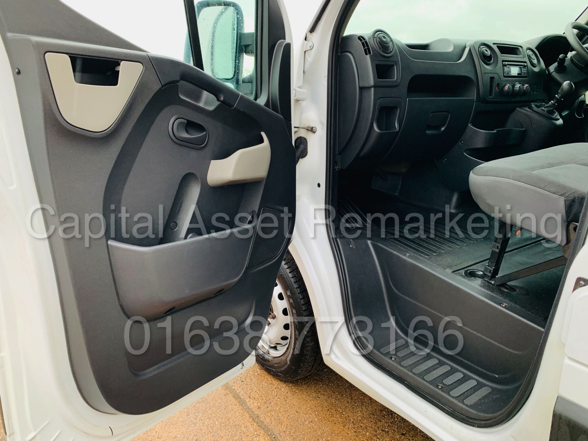 RENAULT MASTER *BUSINESS* LWB - LOW LOADER / LUTON BOX VAN (2019 - EURO 6) '2.3 DCI-130 BHP-6 SPEED' - Bild 19 aus 41