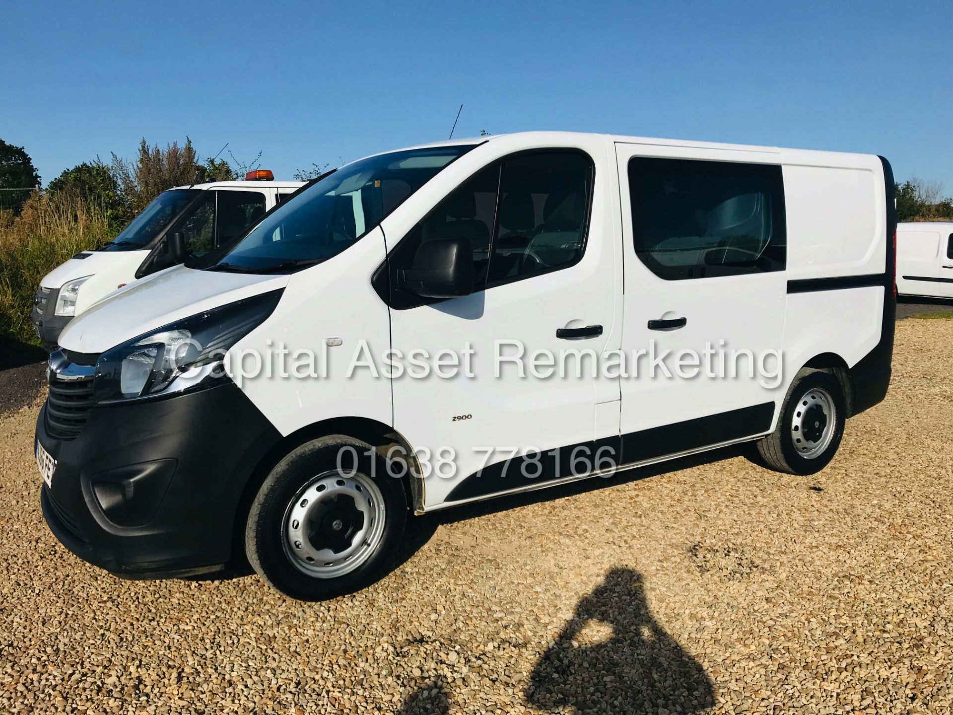 VIVARO VIVARO 1.6dci BI-TURBO "DUALINER / CREW VAN" 6 SEATER (2017 MODEL) ONLY 63k MILES!! - Image 7 of 20