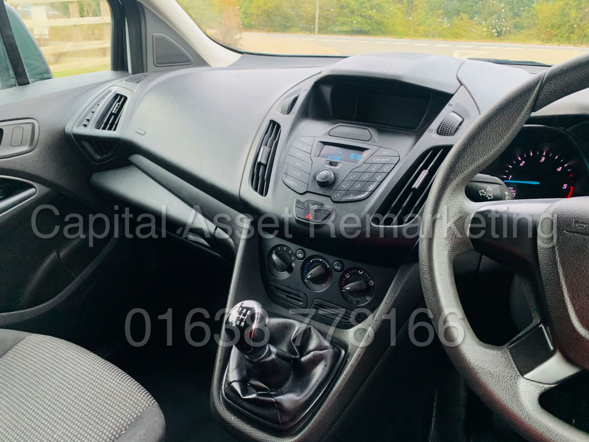 ON SALE FORD TRANSIT CONNECT *LWB- 5 SEATER CREW VAN* (2018 - EURO 6) 1.5 TDCI *AIR CON* (1 OWNER) - Image 37 of 45