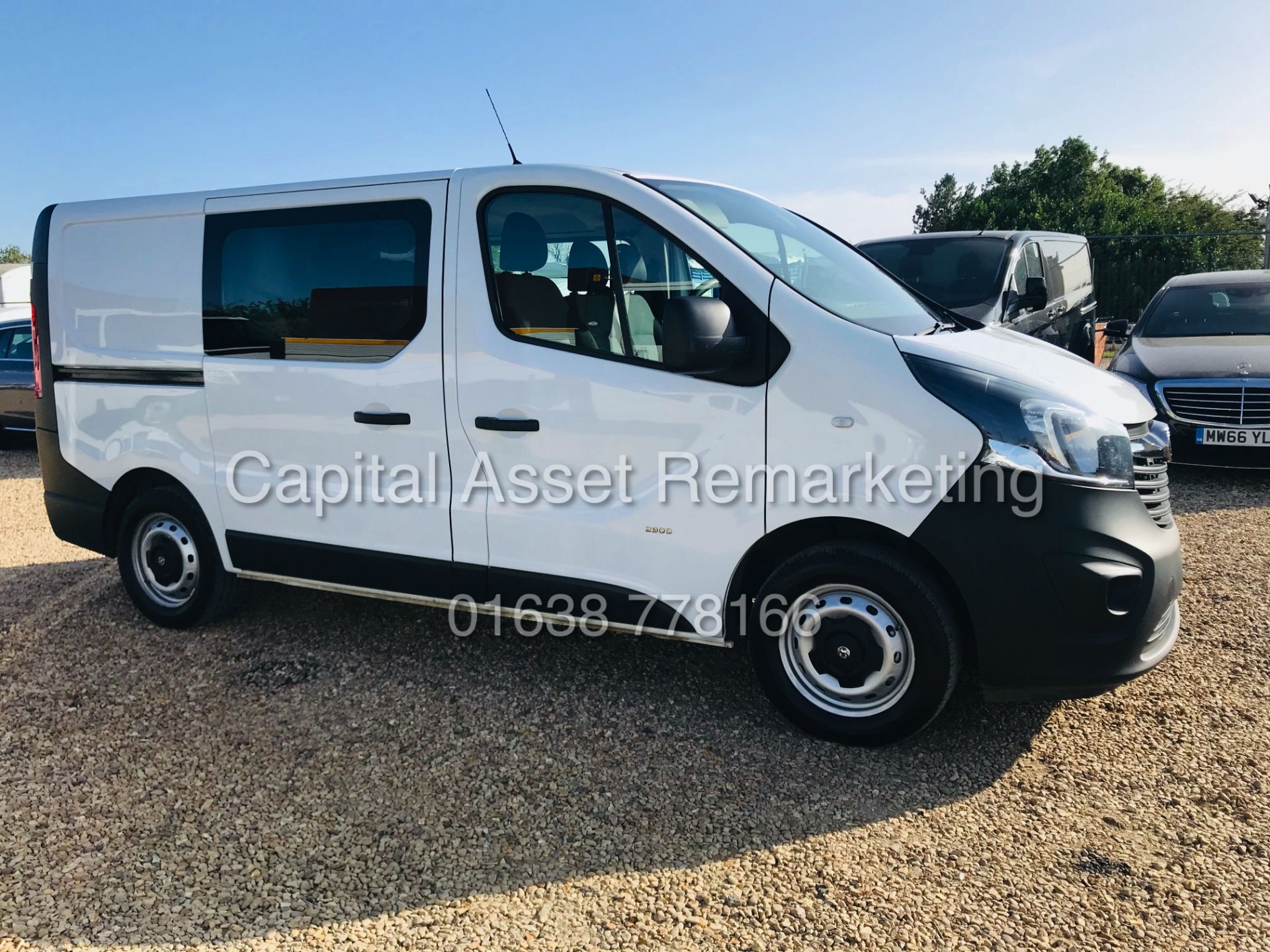 VIVARO VIVARO 1.6dci BI-TURBO "DUALINER / CREW VAN" 6 SEATER (2017 MODEL) ONLY 63k MILES!!