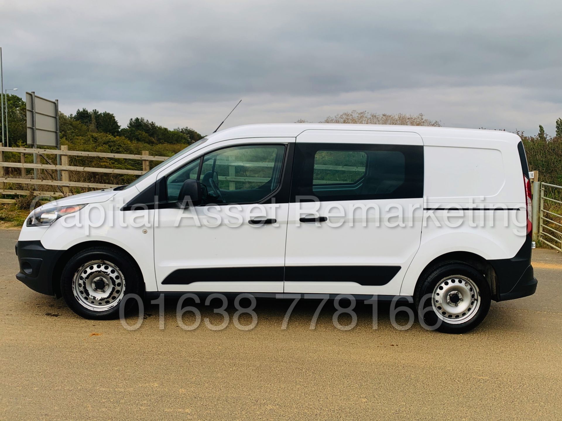 ON SALE FORD TRANSIT CONNECT *LWB- 5 SEATER CREW VAN* (2018 - EURO 6) 1.5 TDCI *AIR CON* (1 OWNER) - Image 8 of 45