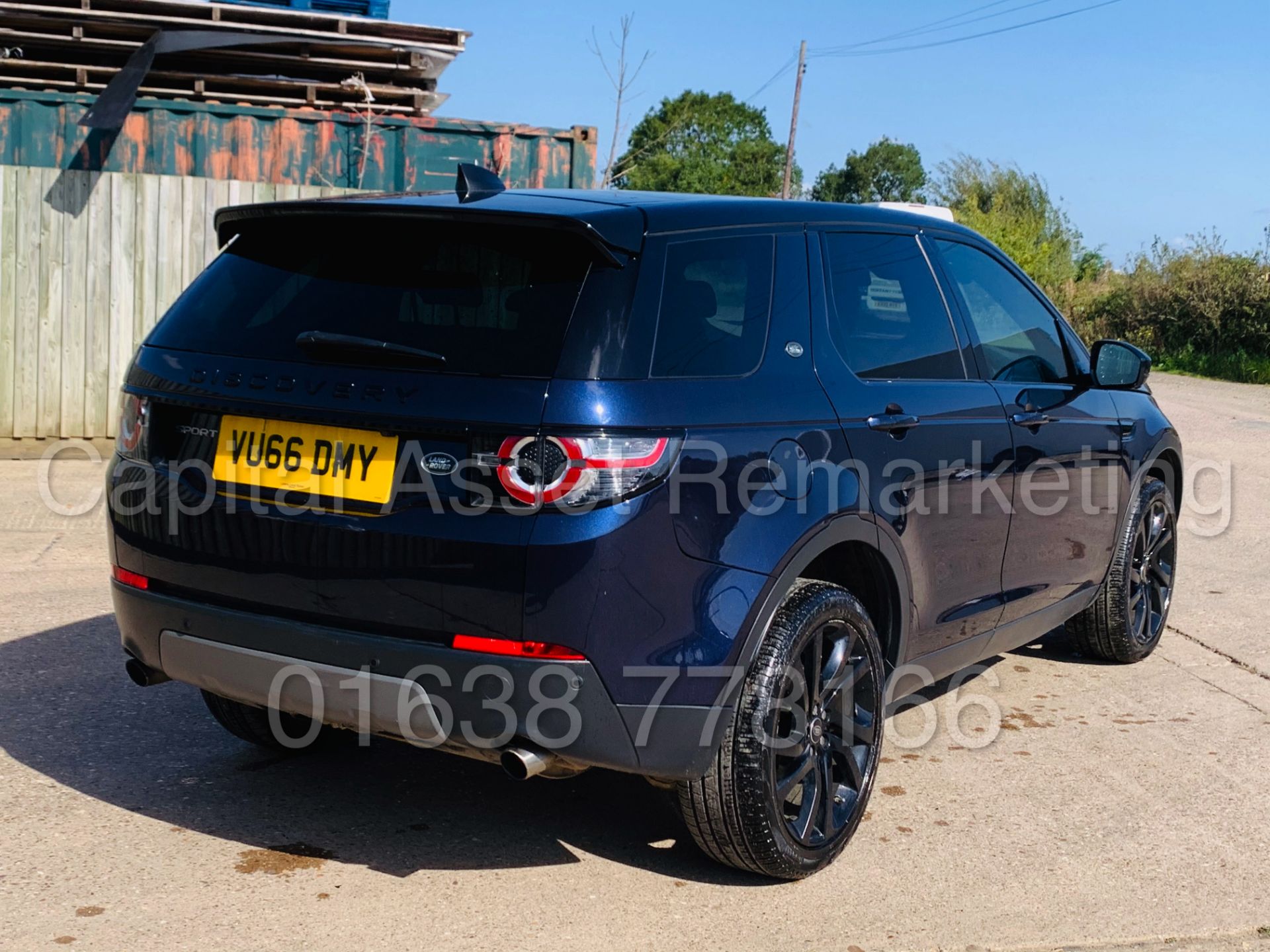 (On Sale) LAND ROVER DISCOVERY SPORT *HSE BLACK EDITION* SUV (66 REG) '2.0 TD4 - AUTO' **HUGE SPEC** - Image 11 of 55