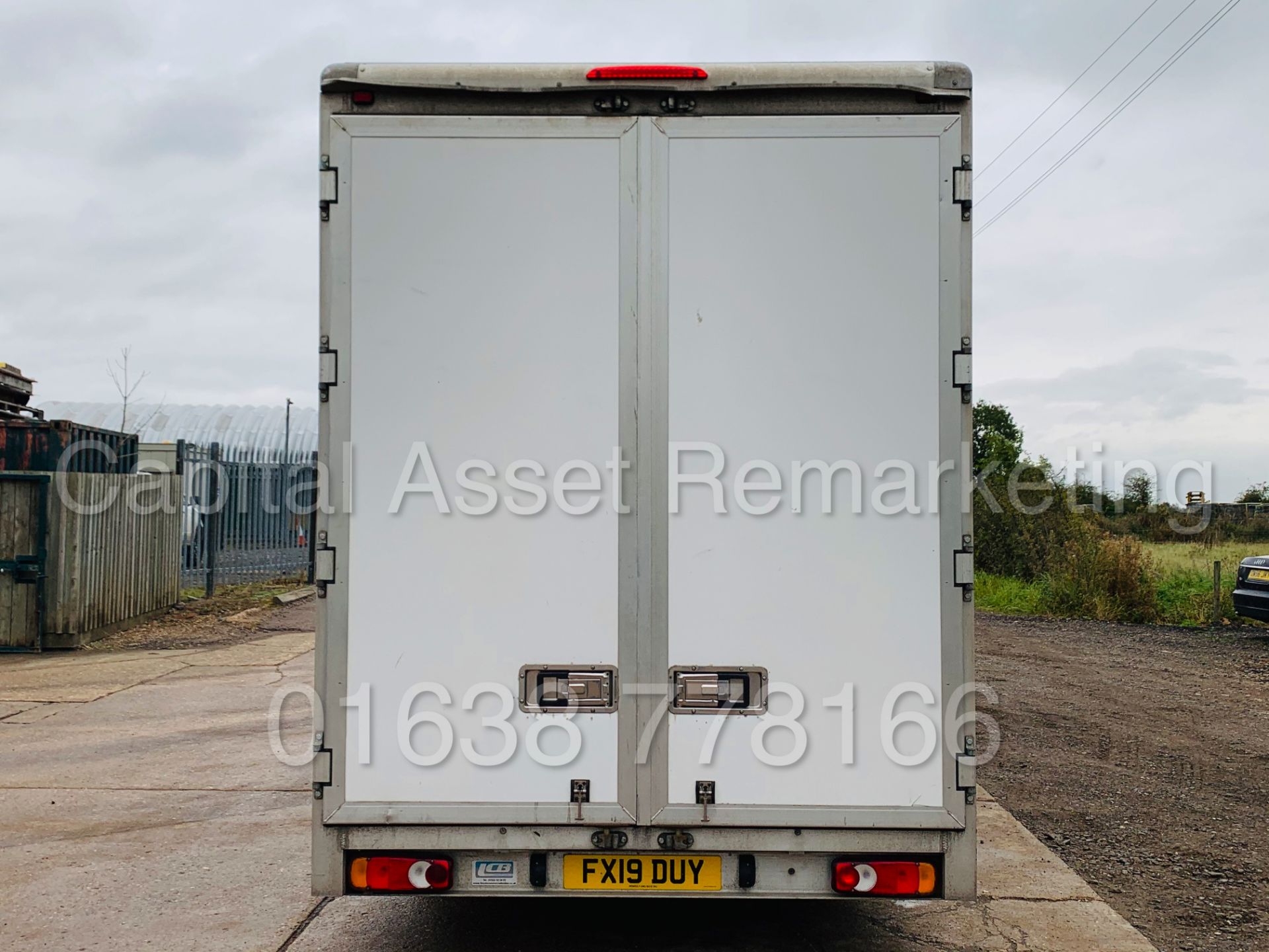 RENAULT MASTER *BUSINESS* LWB - LOW LOADER / LUTON BOX VAN (2019 - EURO 6) '2.3 DCI-130 BHP-6 SPEED' - Bild 11 aus 41