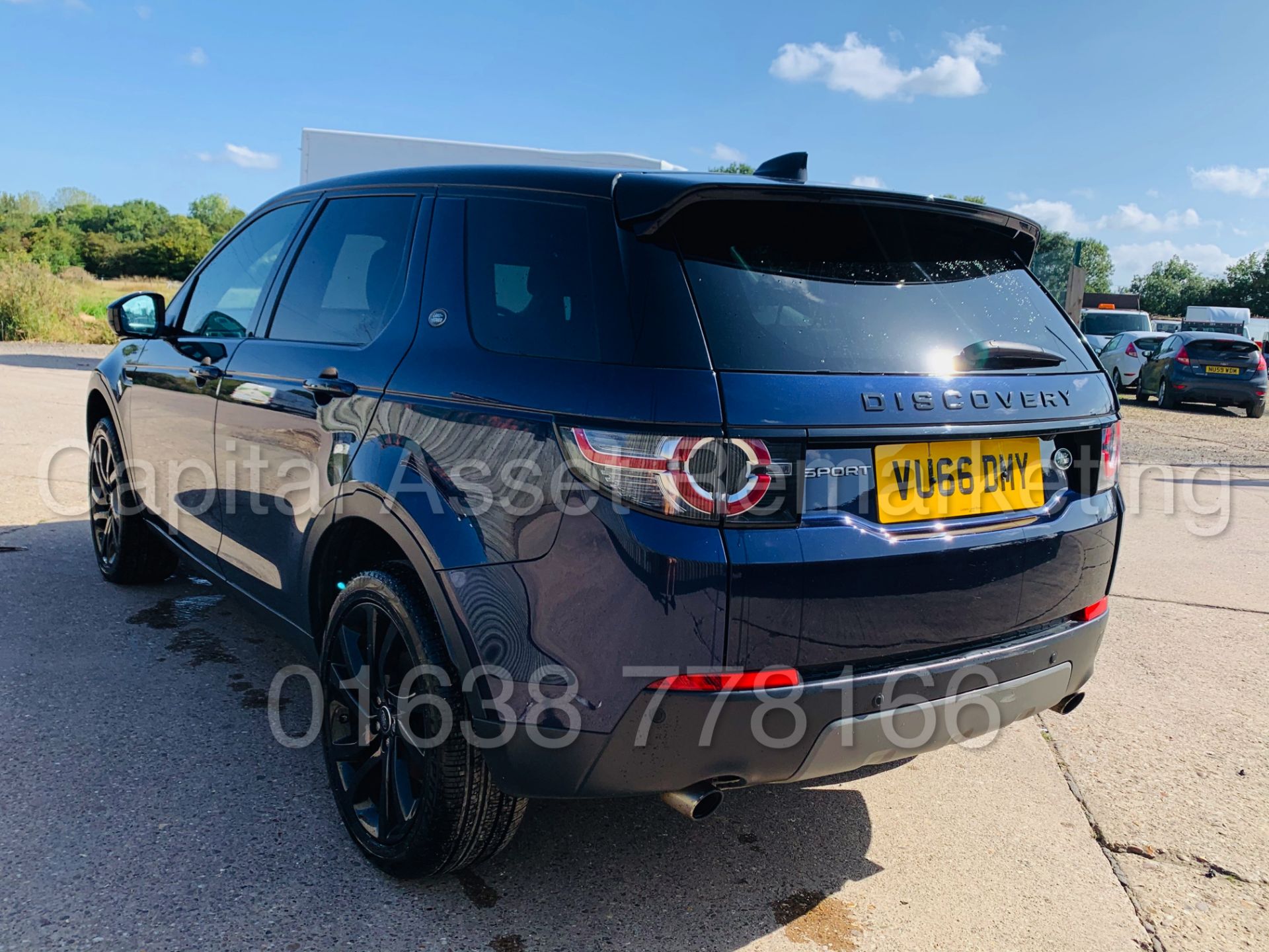 (On Sale) LAND ROVER DISCOVERY SPORT *HSE BLACK EDITION* SUV (66 REG) '2.0 TD4 - AUTO' **HUGE SPEC** - Image 9 of 55